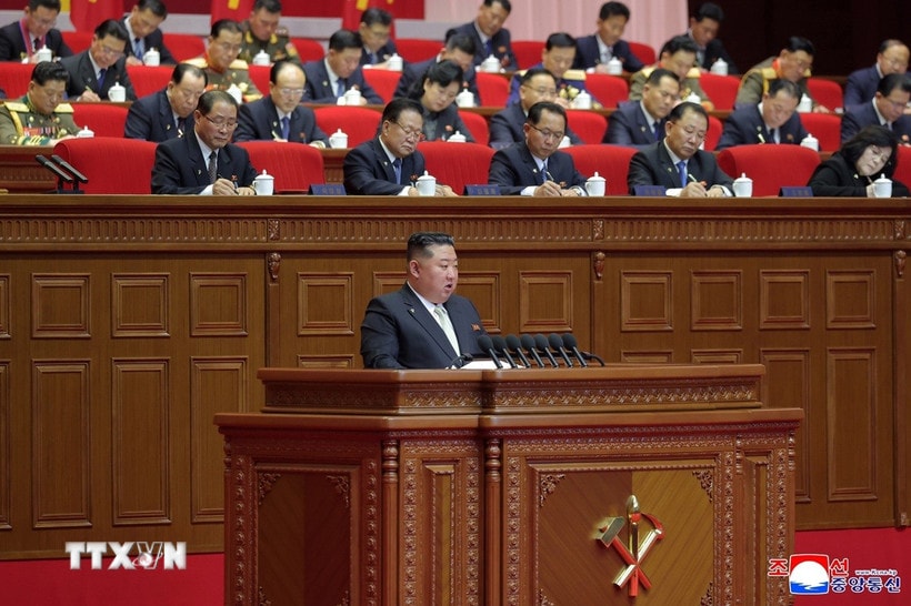Nhà lãnh đạo Kim Jong Un phát biểu tại ngày làm việc thứ hai của Đại hội lần thứ IX Đảng Lao động Triều Tiên ở Bình Nhưỡng ngày 20/2/2026. (Ảnh: KCNA/TTXVN)