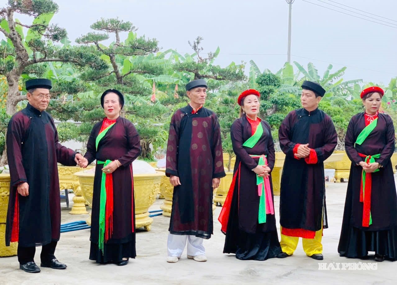 cac-hoi-vien-clb-hat-dum-co-truyen-lap-le-tap-luyen-cho-giao-luu-hat-dum-chao-xuan-binh-ngo-2026-442449ef802fa56c446d07df123579d9.