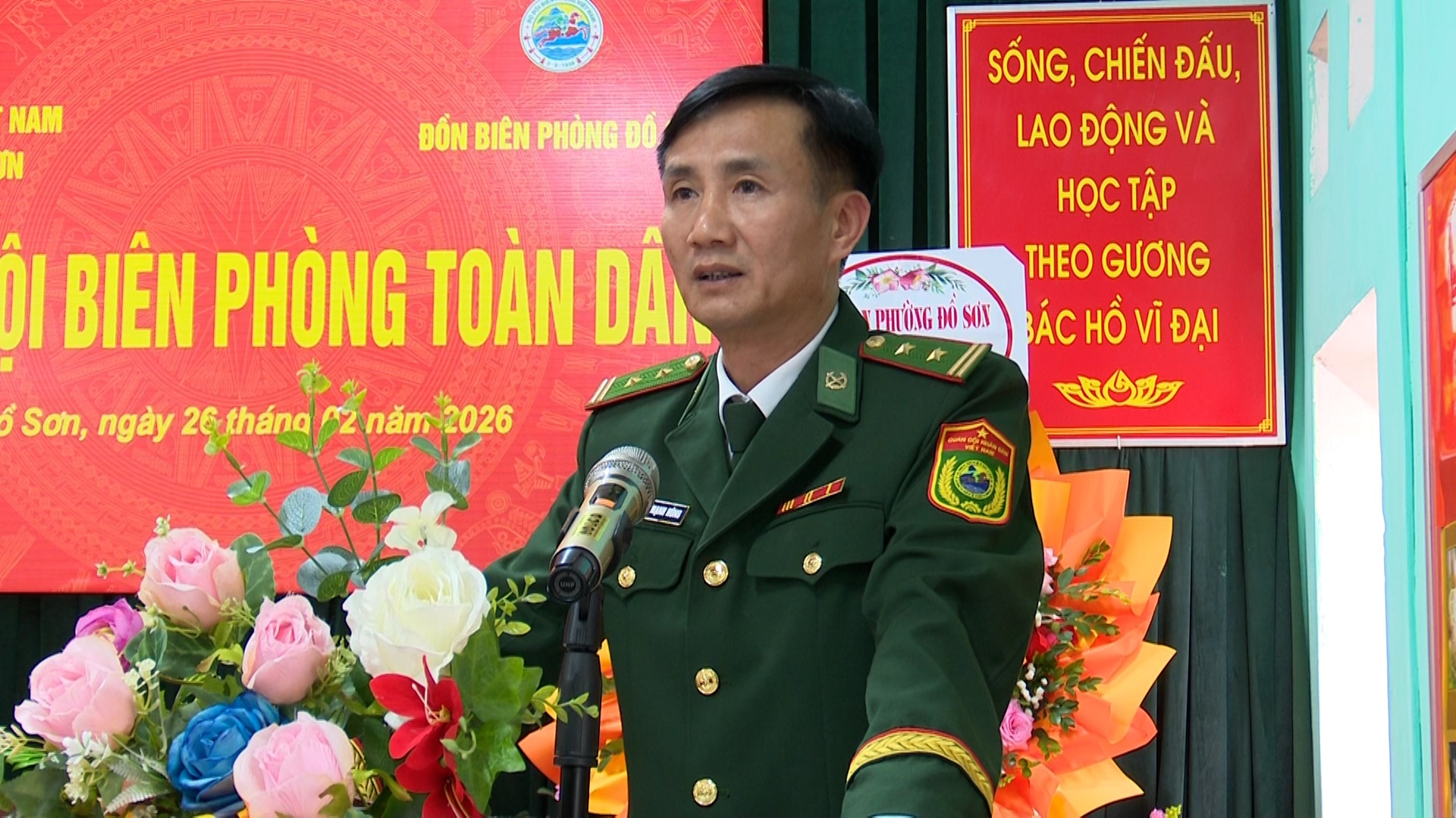 bien-phong-toan-dan1.jpg