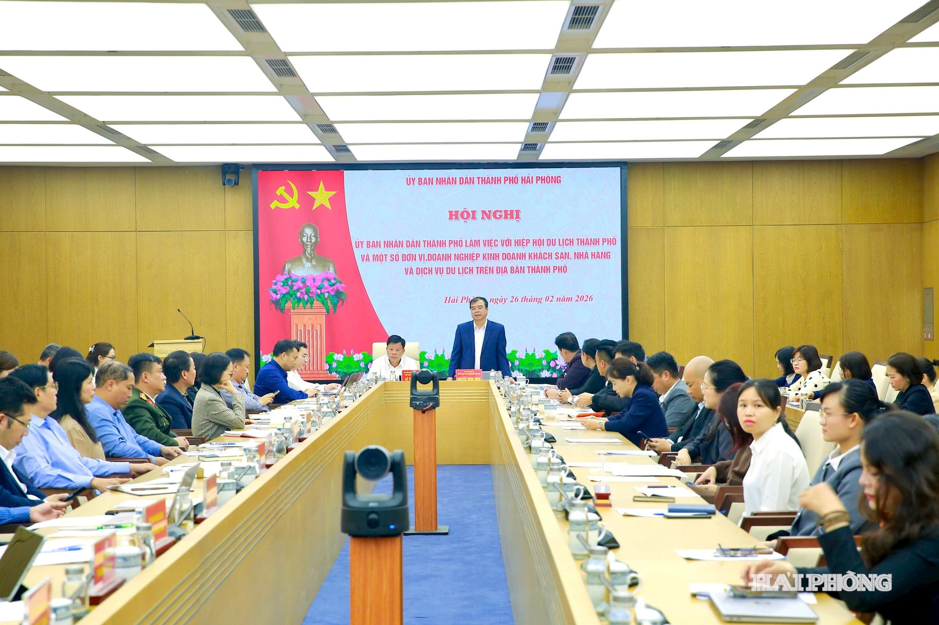 Đồng chí Nguyễn Minh Hùng, Phó Chủ tịch UBND thành phố phát biểu tại cuộc làm việc