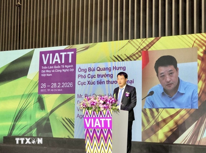 ttxvn-trien-lam-det2.jpg