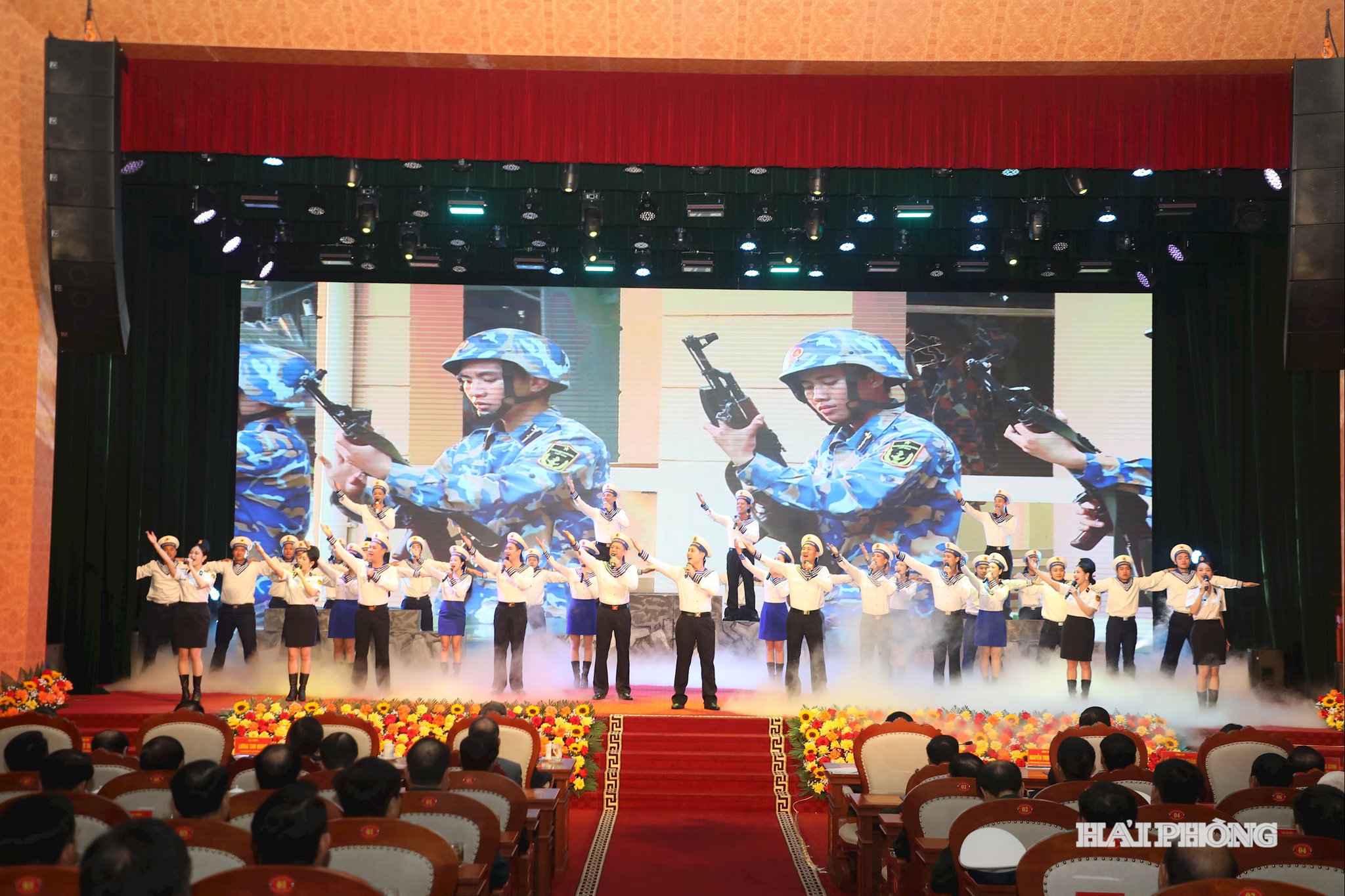 Tiết mục văn nghệ trong chương trình
