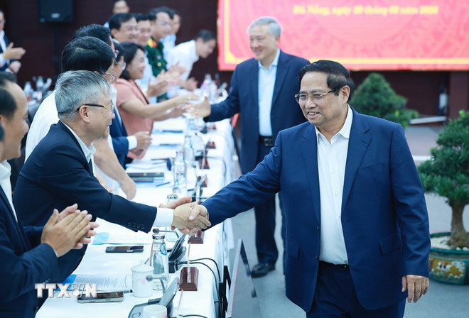 Thủ tướng Phạm Minh Chính làm việc với Ban Thường vụ Thành uỷ Đà Nẵng về tình hình phát triển kinh tế-xã hội. (Ảnh: Dương Giang/TTXVN) ttxvn-thu-tuong-lam-viec-voi-ban-thuong-vu-thanh-uy-da-nang-8612805-6.jpg