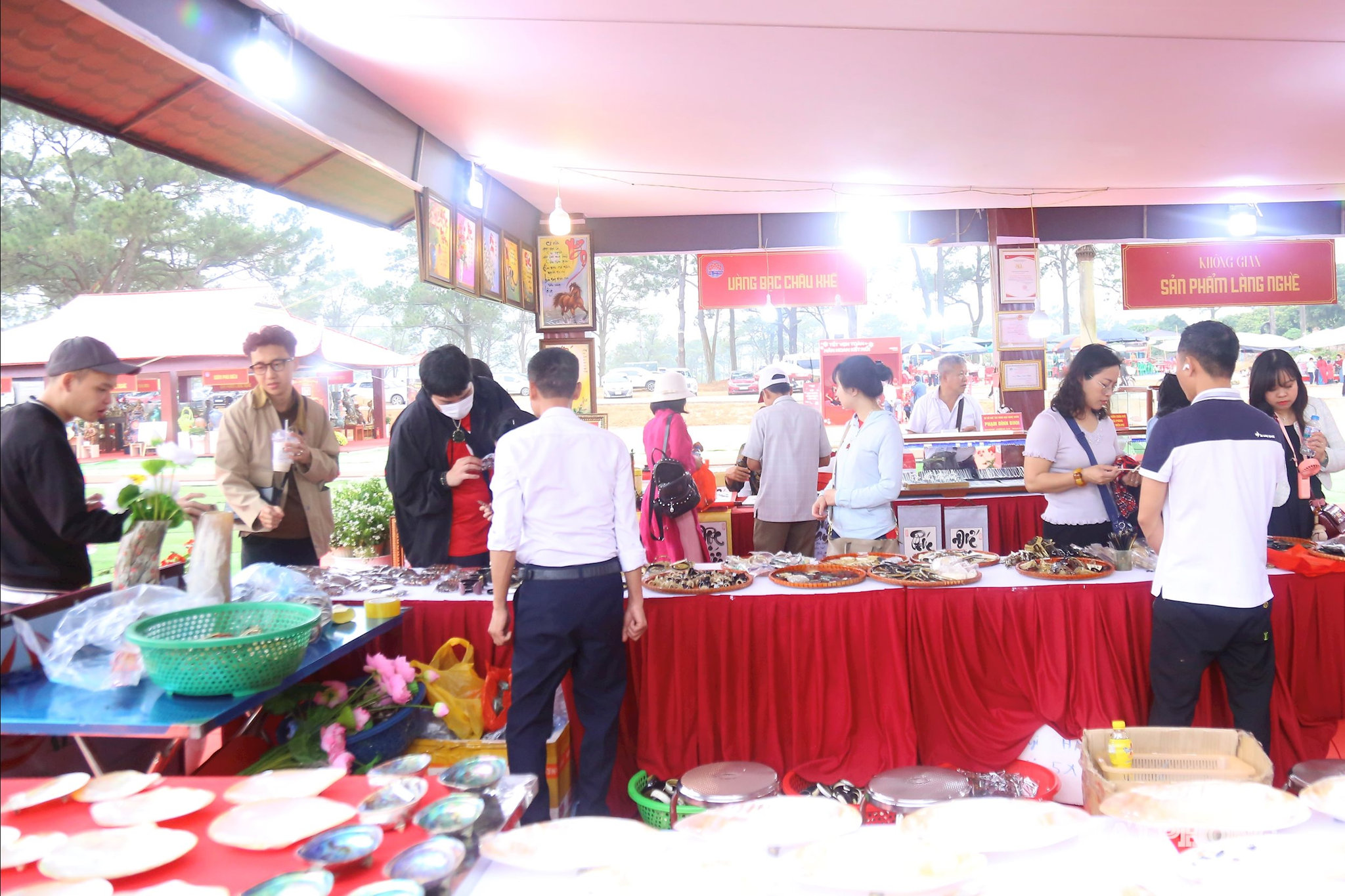 xuc-tien-thuong-mai3.jpg