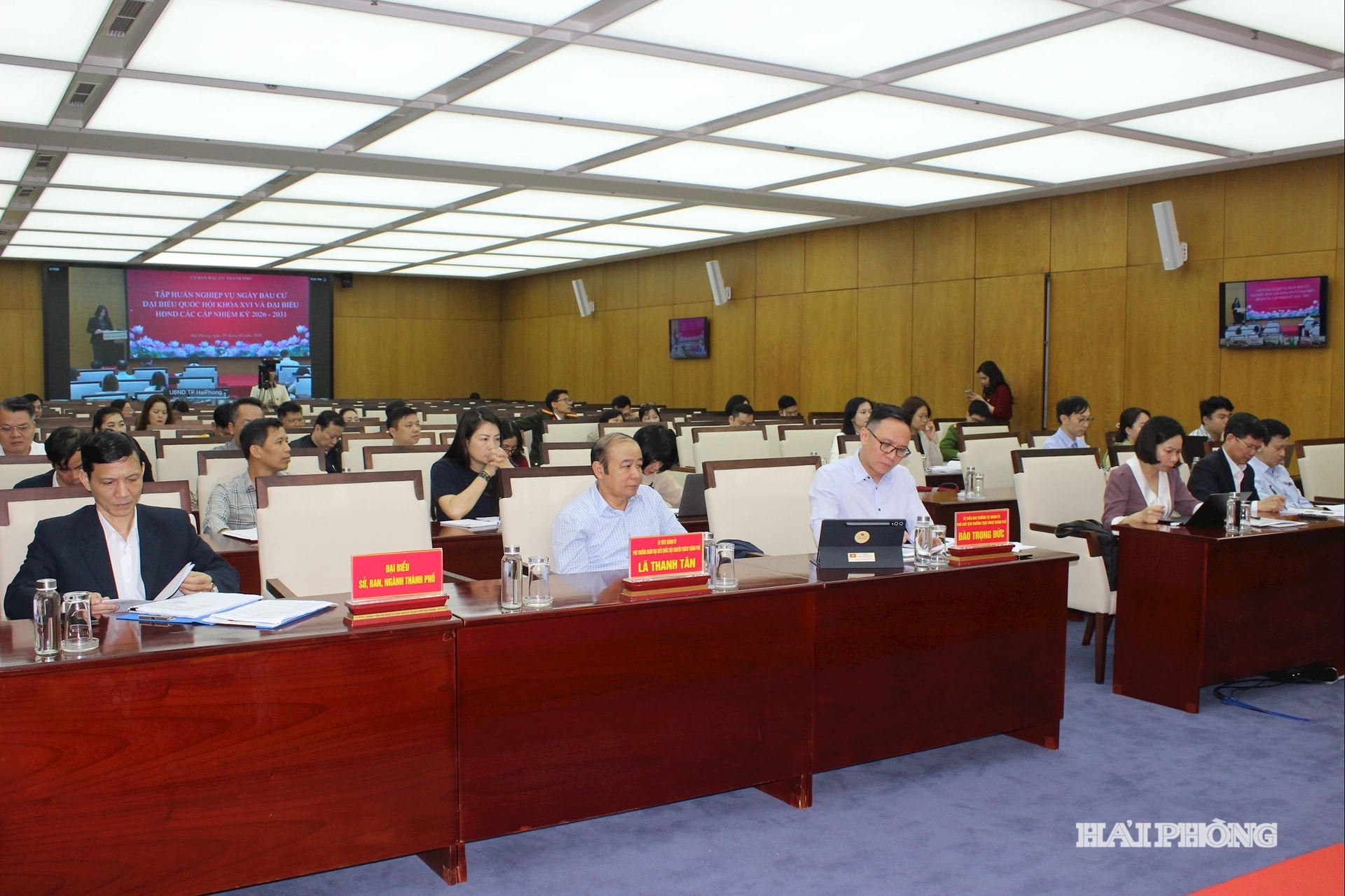 dao-trong-duc.jpg