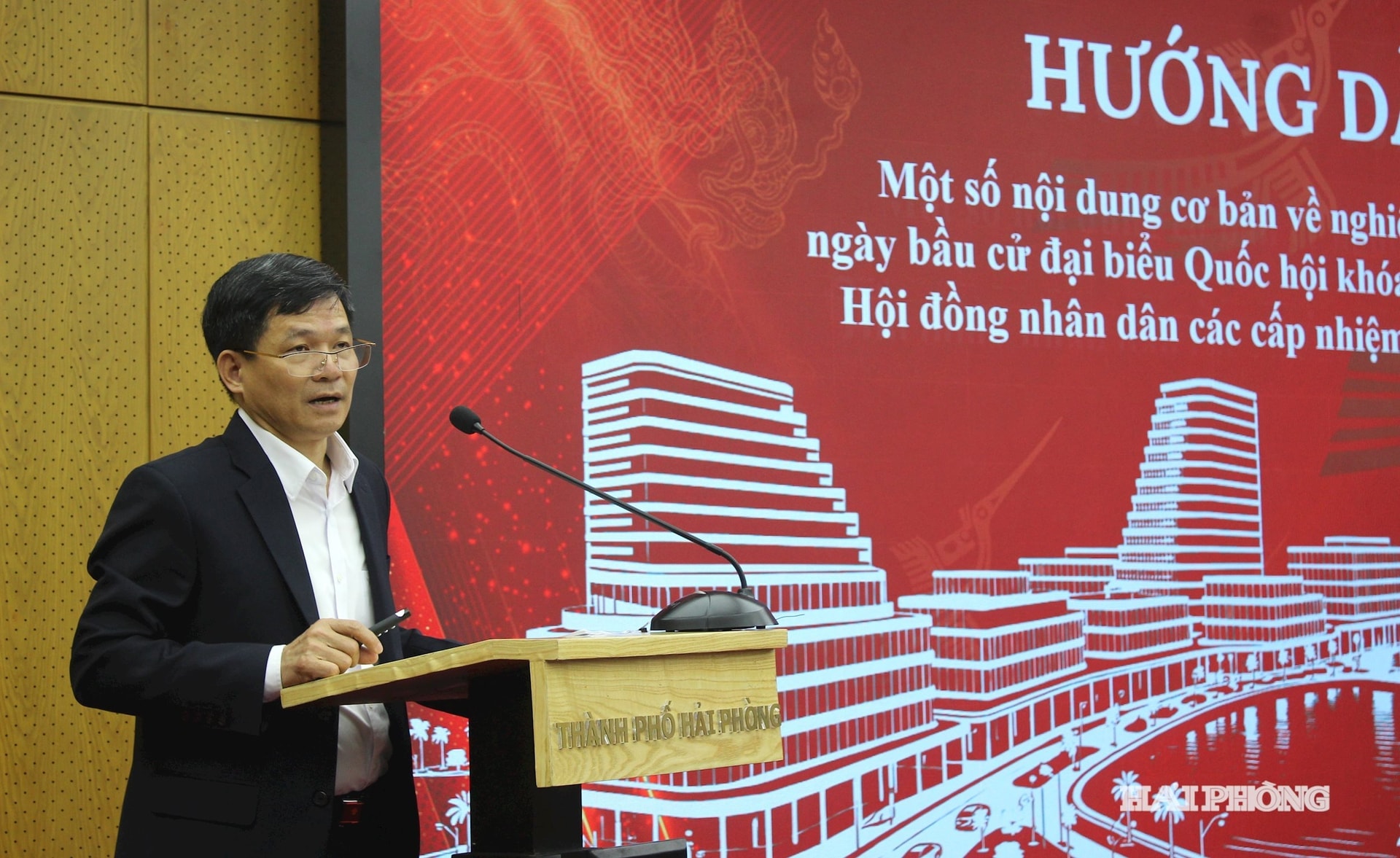 huy-chinh.jpg