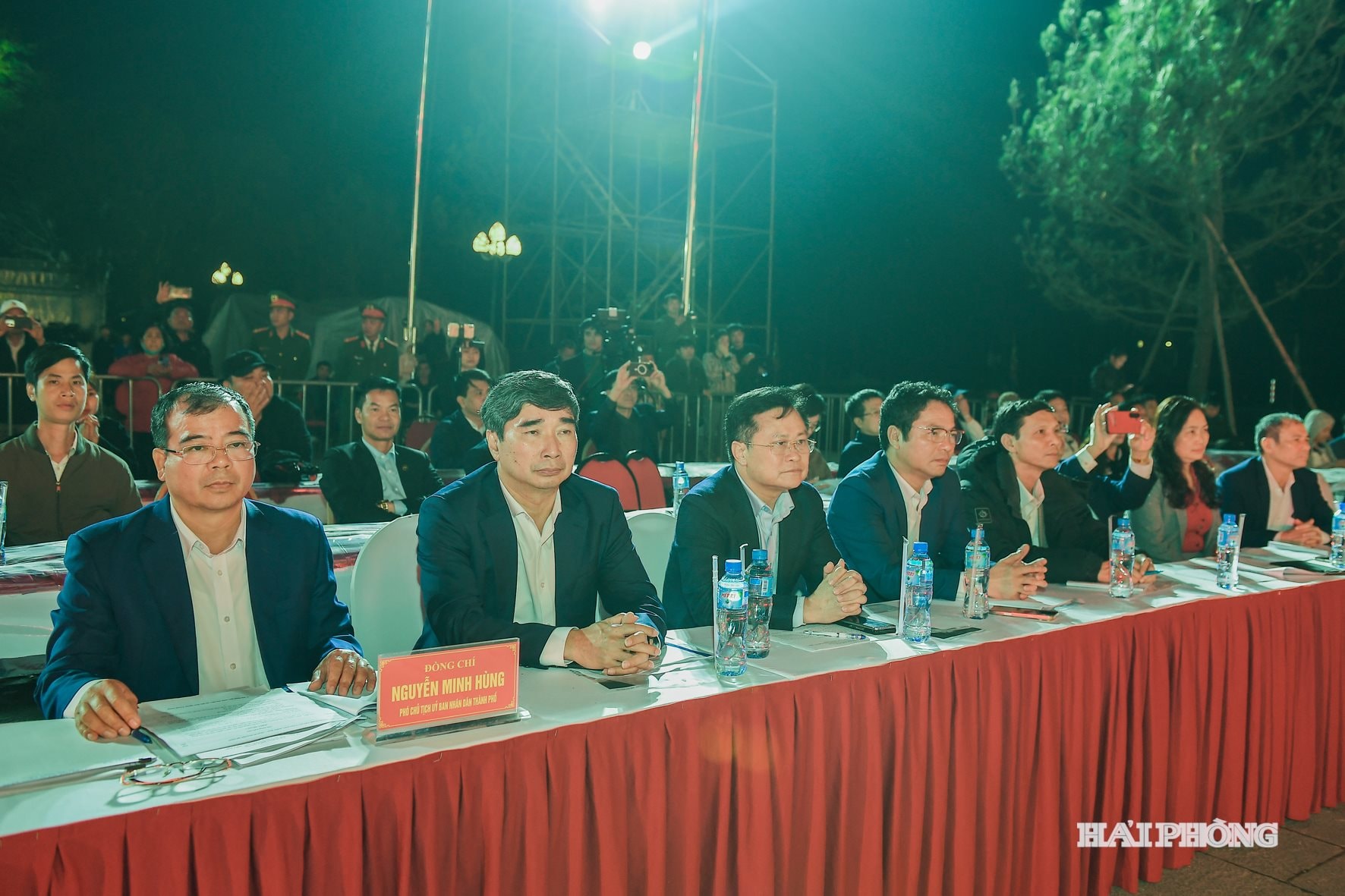 Các đại biểu dự chương trình tổng duyệt.