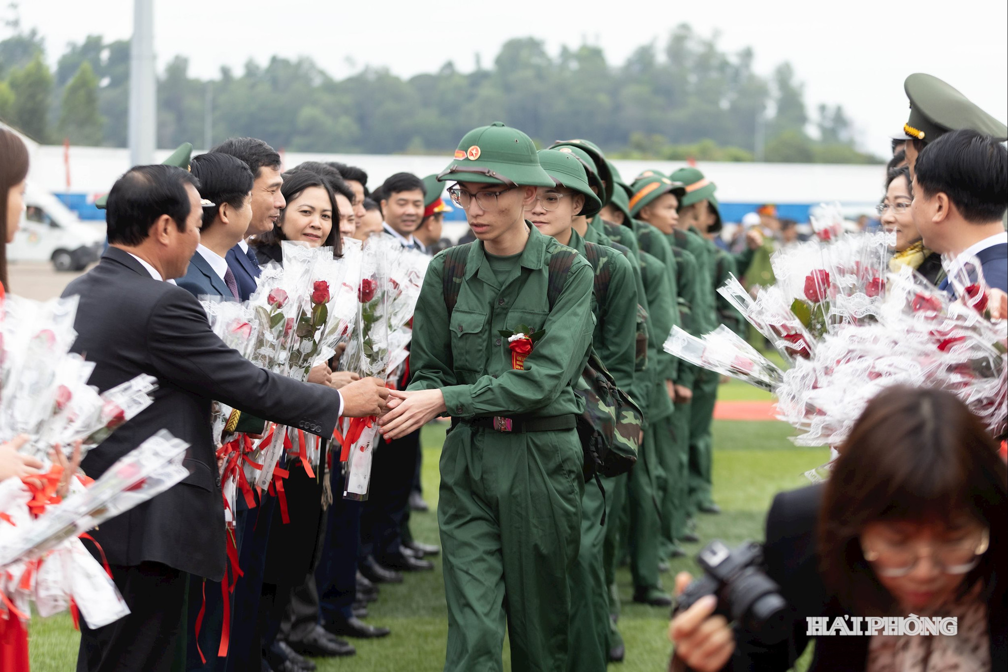 giao-nhan-quan-9.jpg