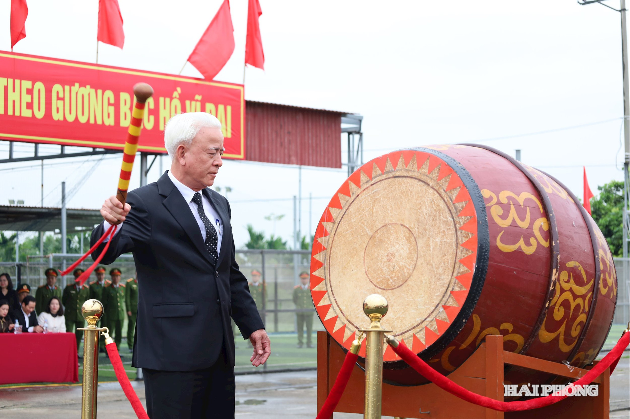 giao-quan-tien-lang.jpg