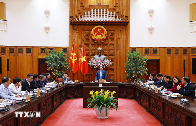 Thủ tướng Phạm Minh Chính chủ trì cuộc họp. (Ảnh: Dương Giang/TTXVN) ttxvn-thu-tuong-chu-tri-hop-ve-dieu-hanh-chinh-sach-tai-khoa-tien-te-05-3.jpg