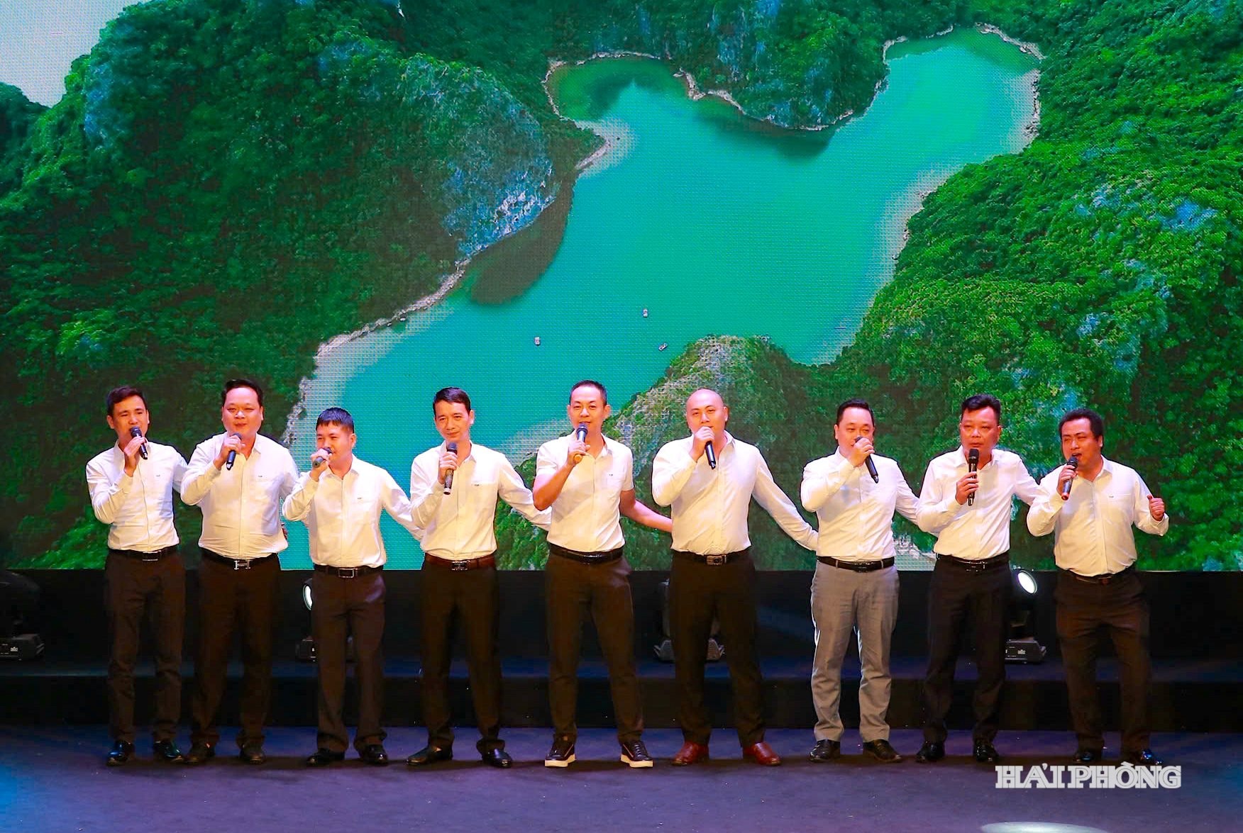 van-nghe.jpg