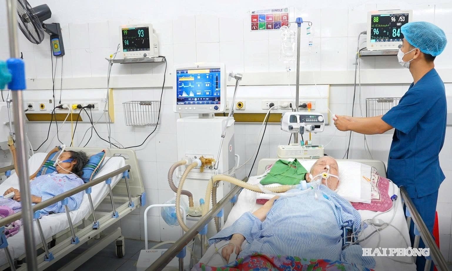 cham-soc-benh-nhan-mac-copd-dien-tien-nang-tai-benh-vien-phoi.jpg