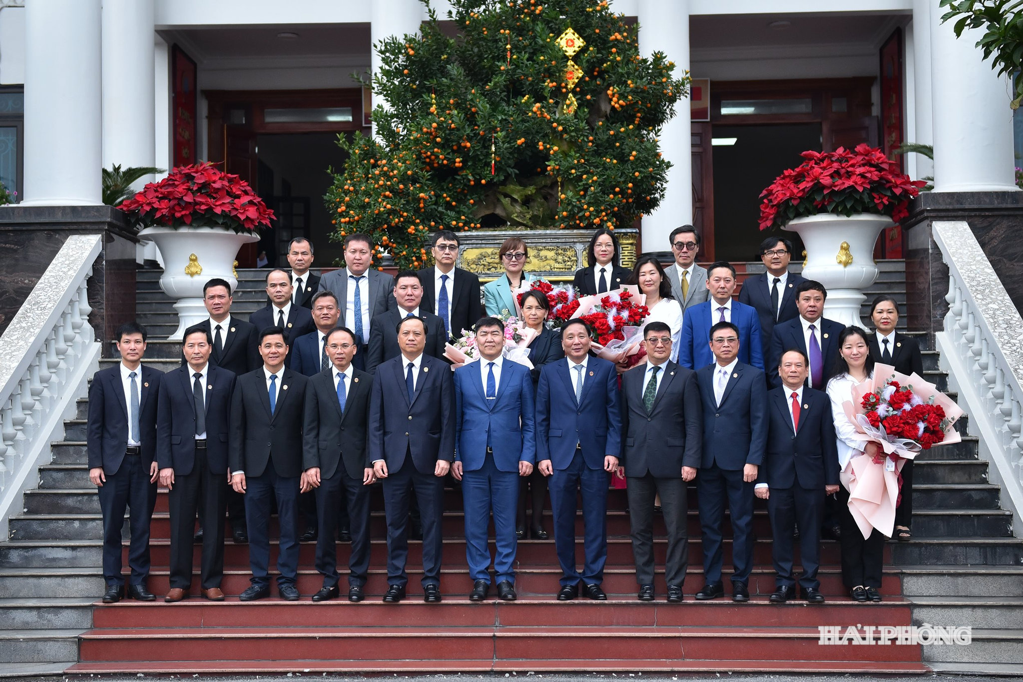 Đoàn công tác Tòa án tối cao Mông Cổ làm việc tại Hải Phòng.