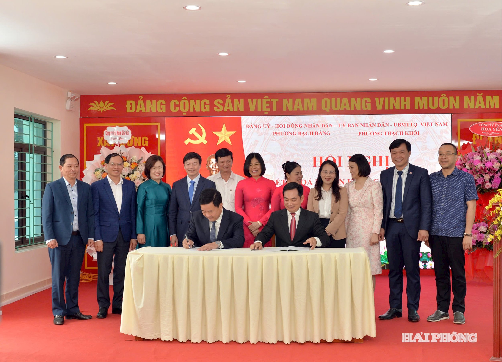 ky-ket-bach-dang-thach-khoi.jpg