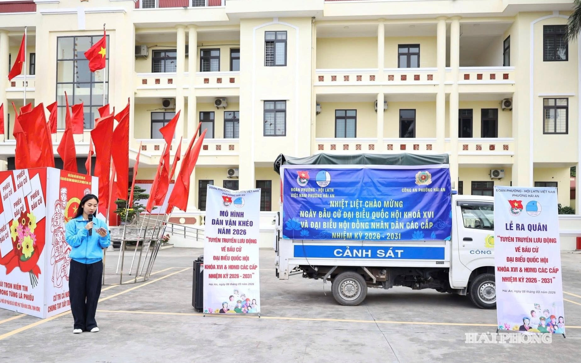tuoi-tre-bau-cu12.jpg
