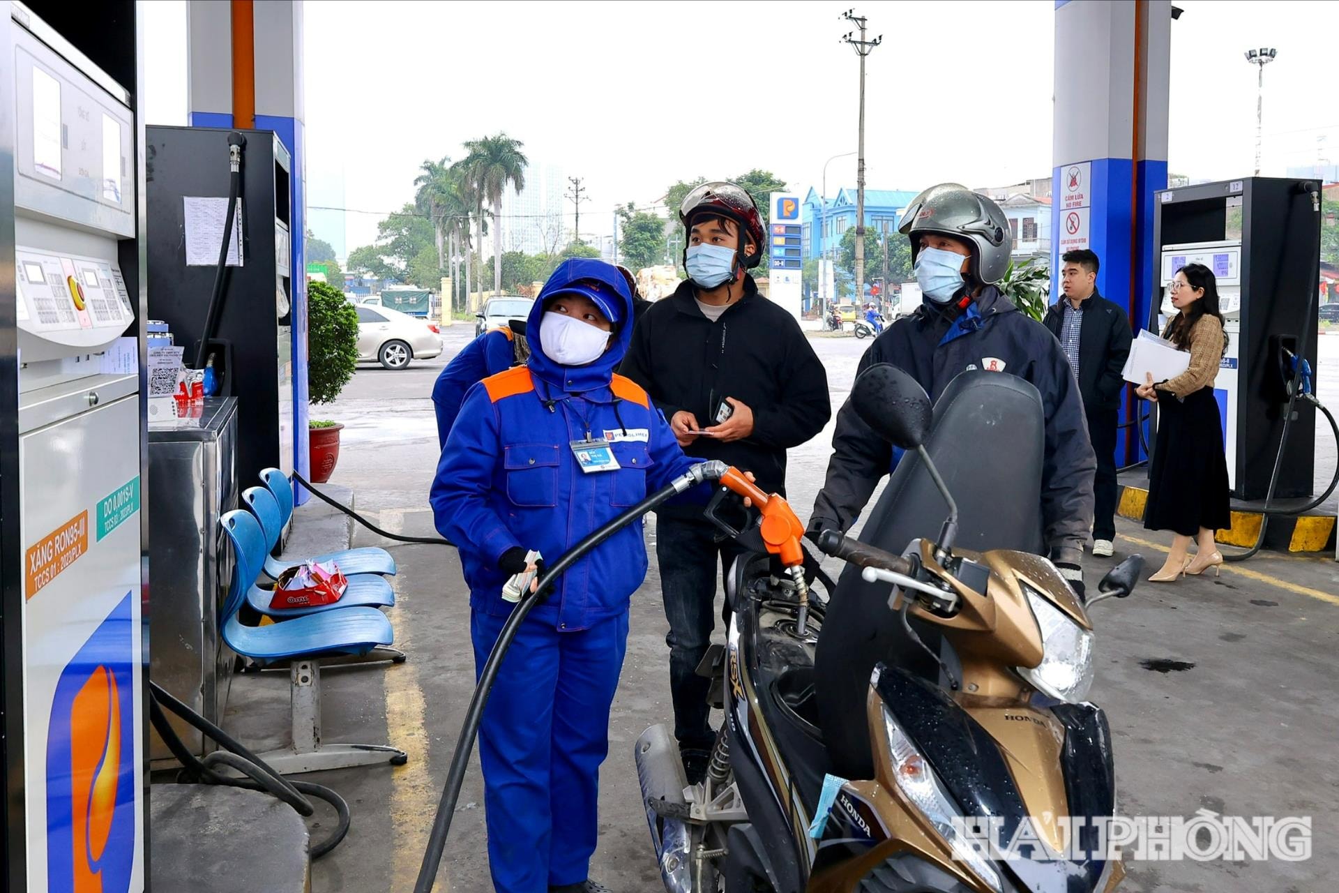 xang-dau-1-(1).jpg