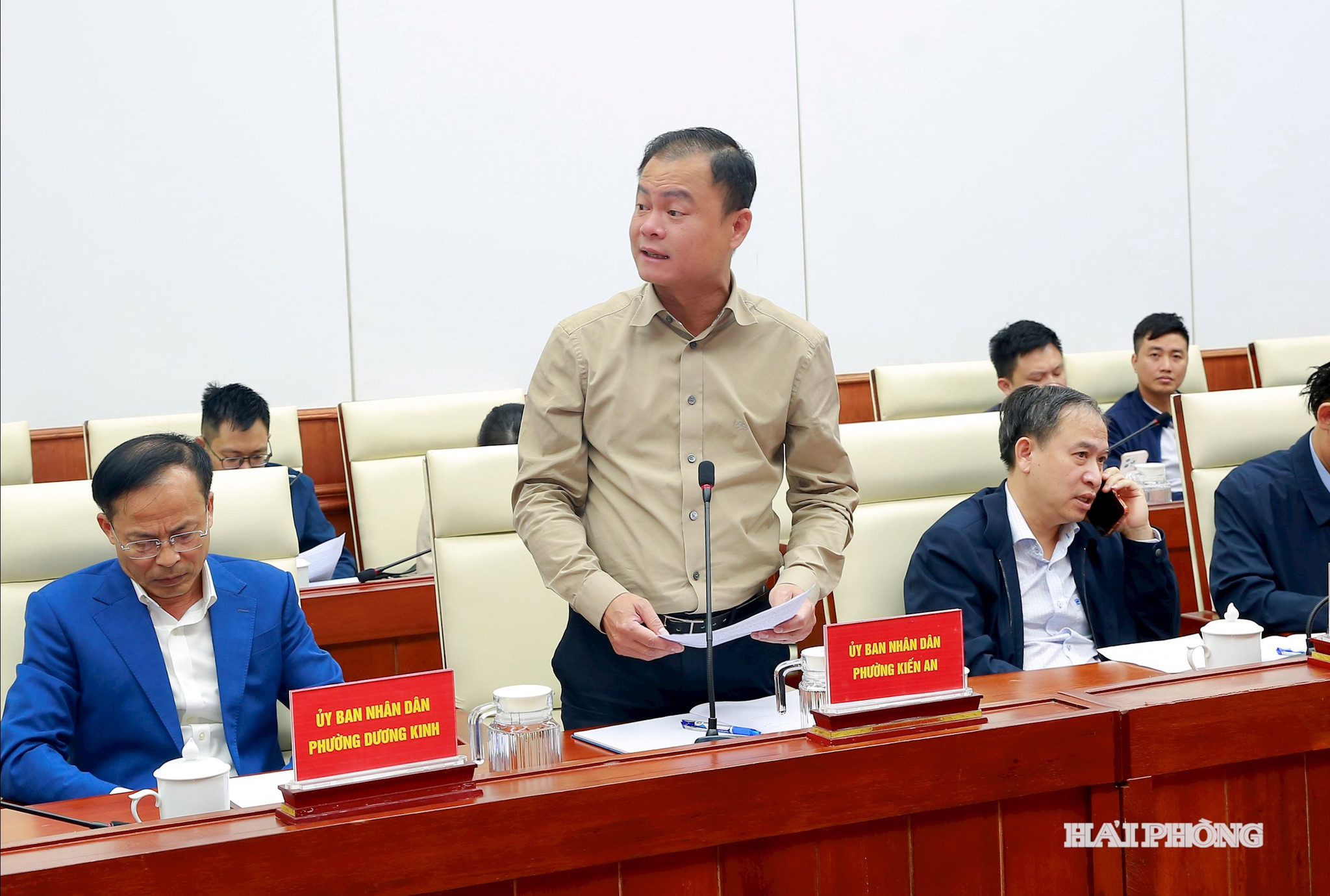 Lãnh đạo phường Kiến An phát biểu ý kiến.