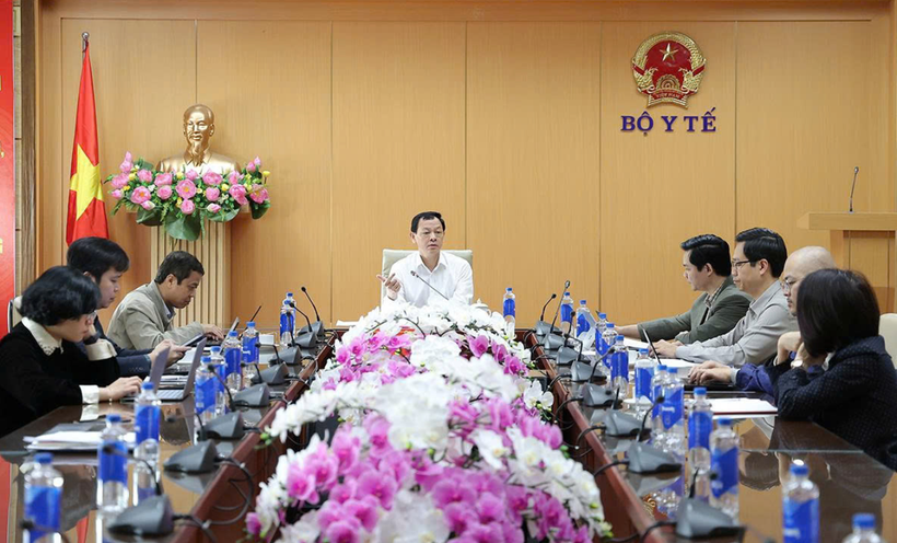 Tại cuộc họp, đại diện các đơn vị chuyên môn đã thảo luận về hai phương án kết nối dữ liệu. (Ảnh: PV/Vietnam+)