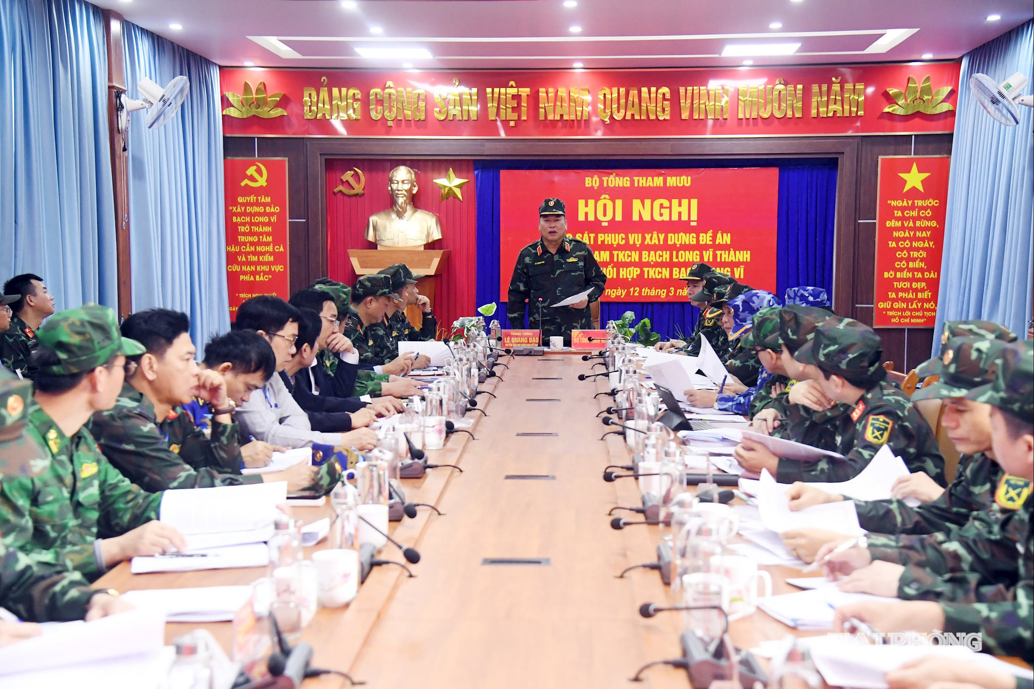 Trung tướng Lê Quang Đạo kết luận khảo sát tại đặc khu Bạch Long Vĩ