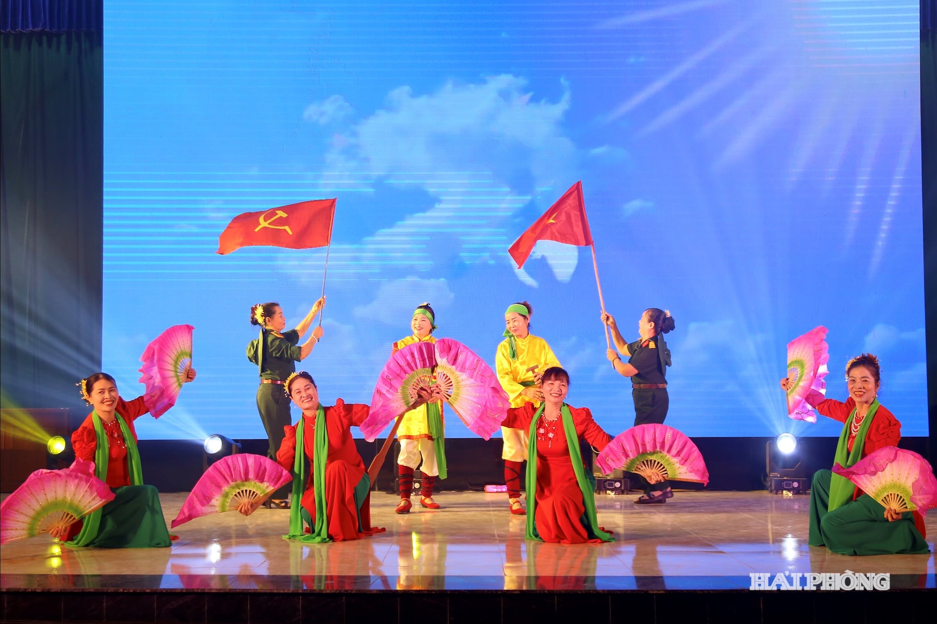 van-nghe-an-phu2.jpg
