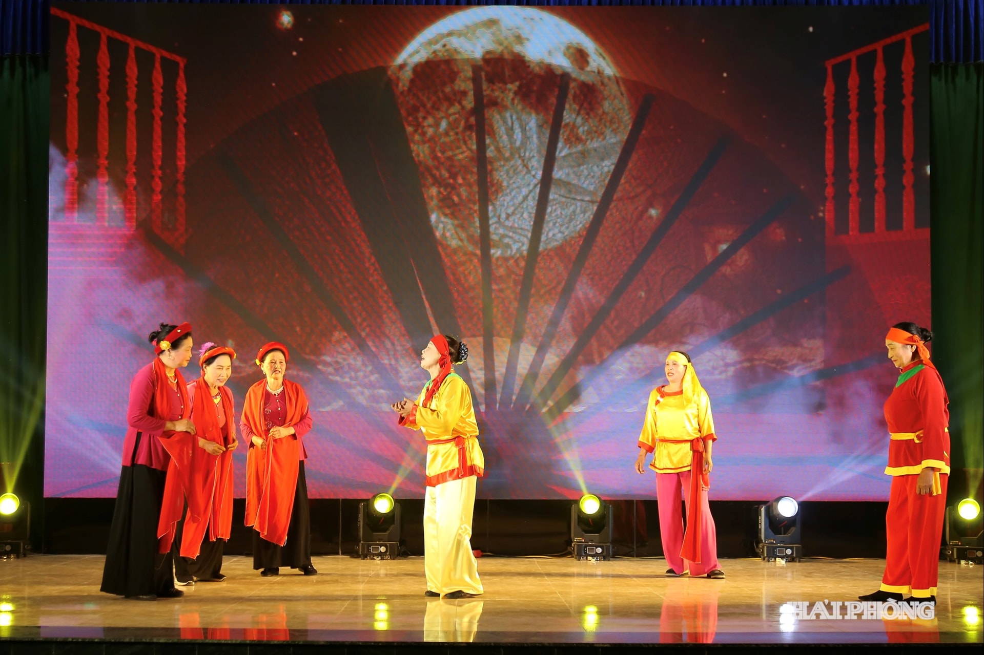 van-nghe-an-phu3.jpg