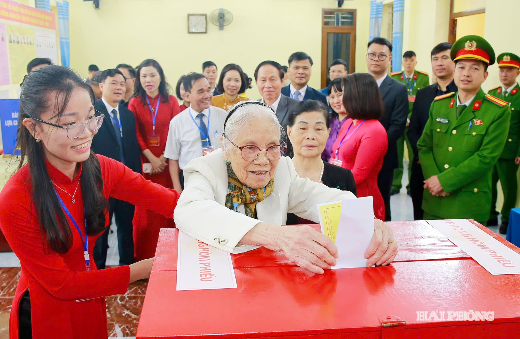 cu tri phu lien