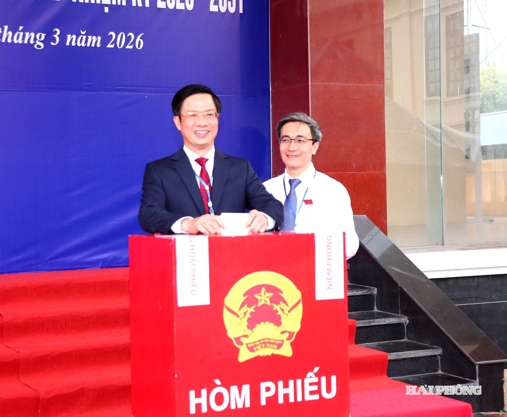 pham-van-lap-bo-phieu(1).jpg