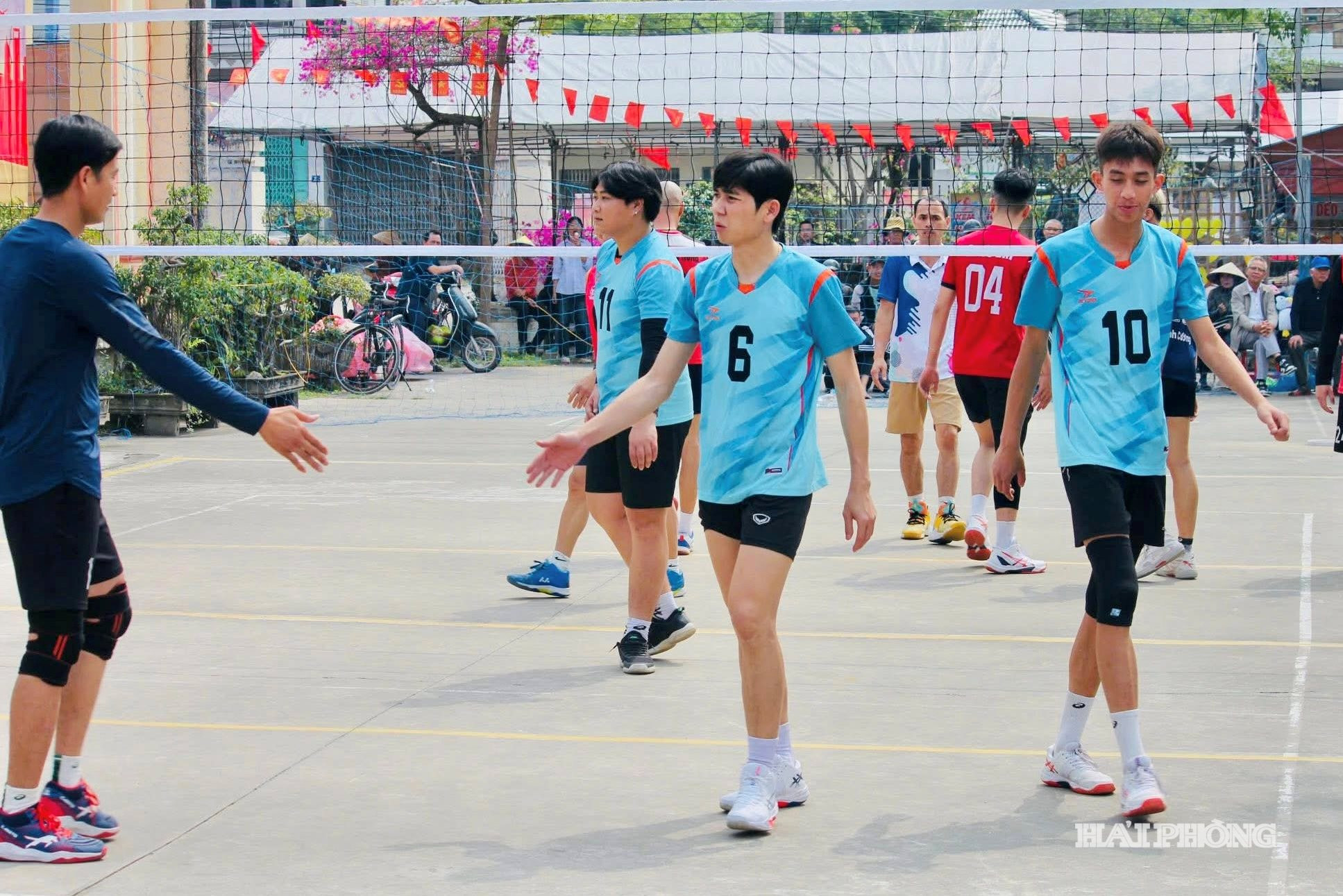 thanh-nien14.jpg