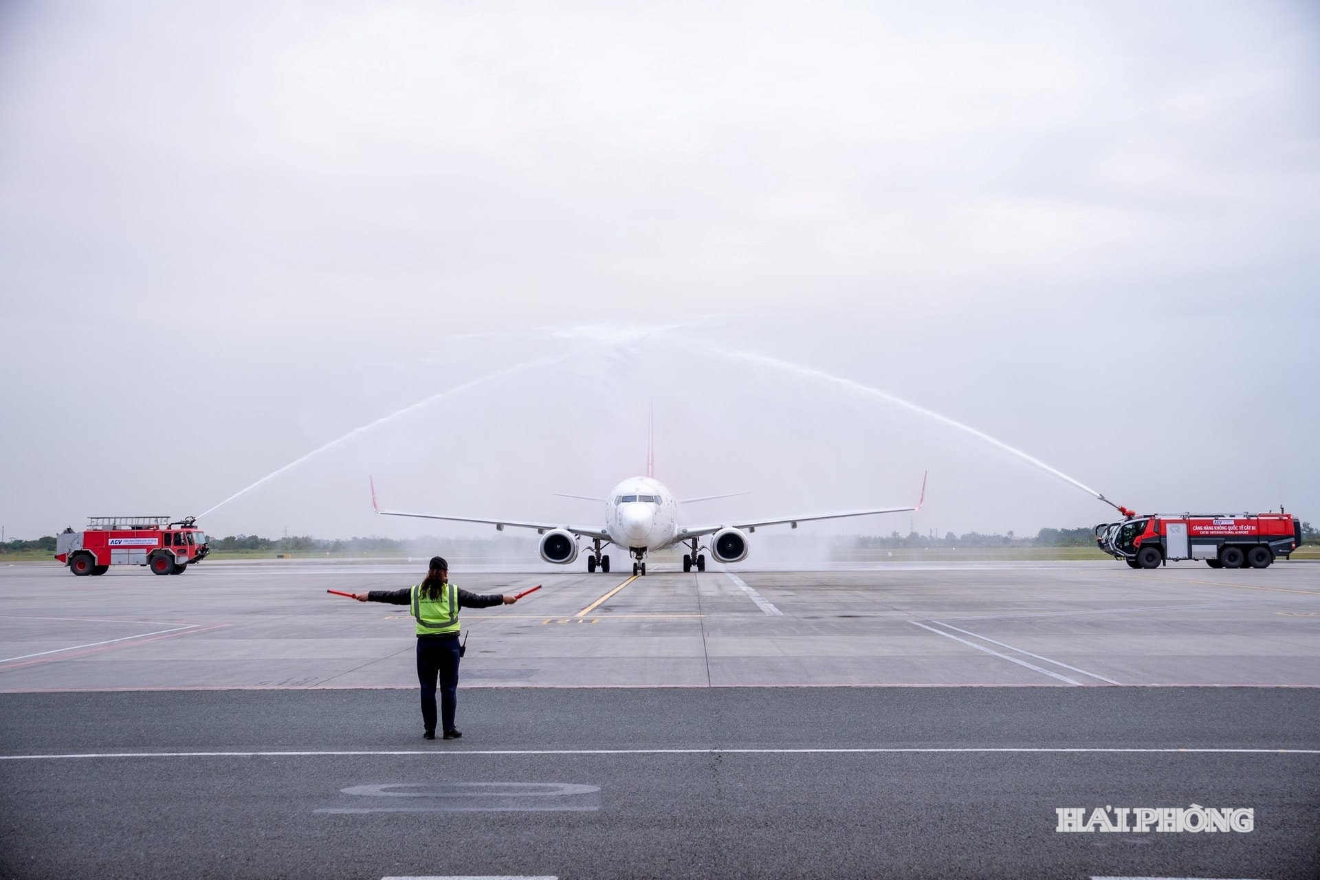Sự gia tăng đột biến của các thiết bị bay dân dụng gây nguy hiểm cho sự an toàn của các chuyến bay.