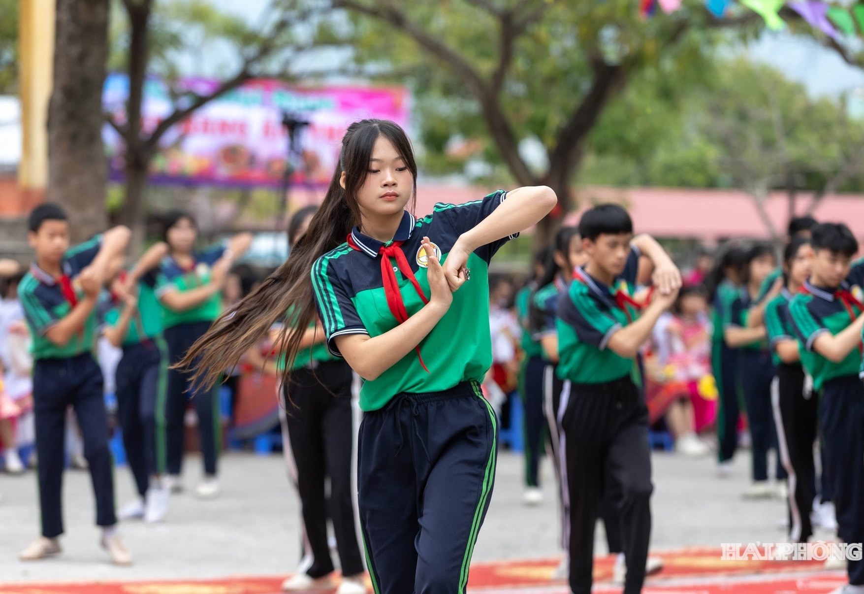 dan-toc-thieu-so-5(1)-4d00bb358061af2c95204484b9269258.jpg
