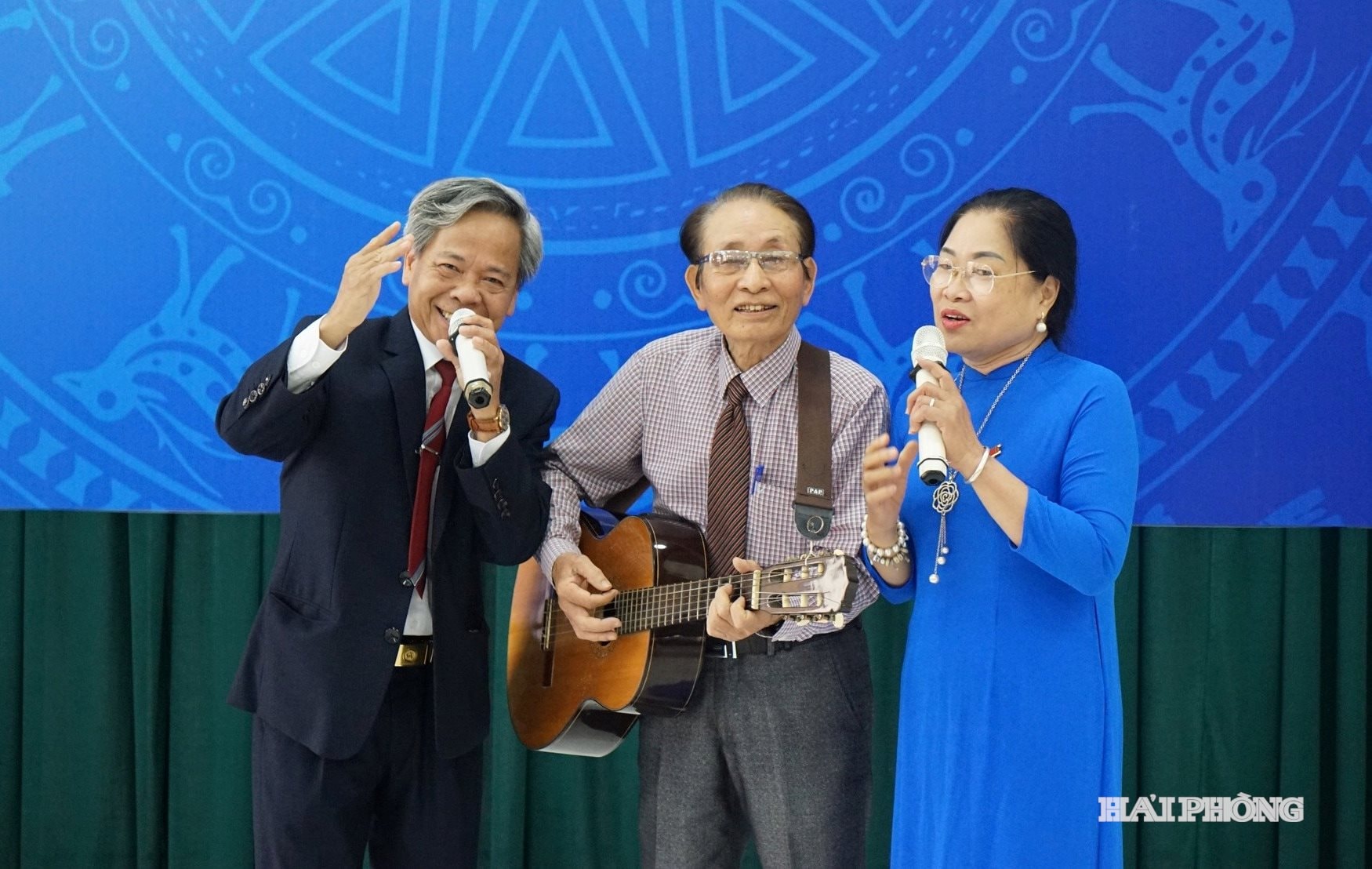 gap-mat-cuu-can-bo-doan1.jpg