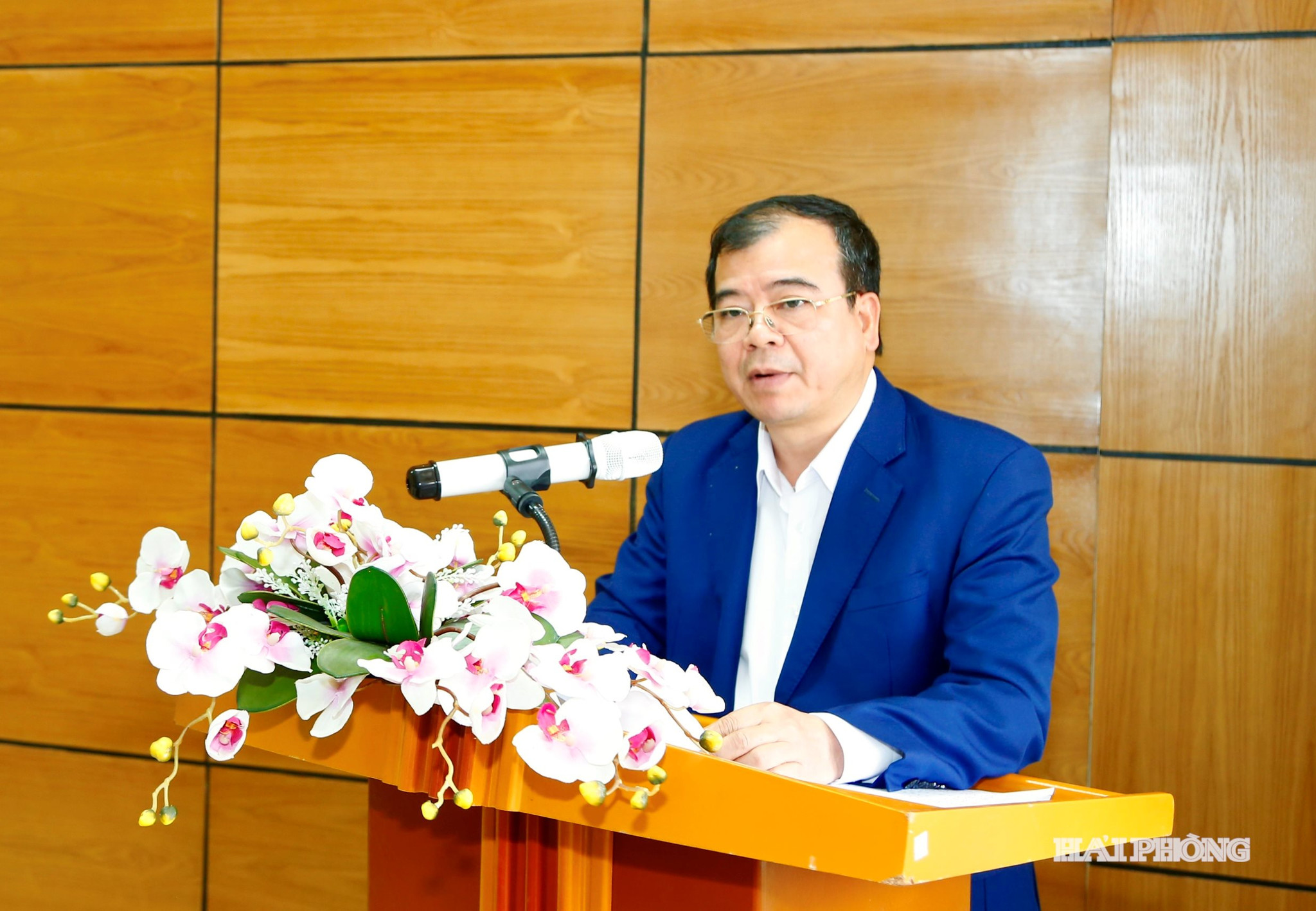 Đồng chí Nguyễn Minh Hùng, Phó chủ tịch UBND thành phố phát biểu chỉ đạo tại hội nghị.