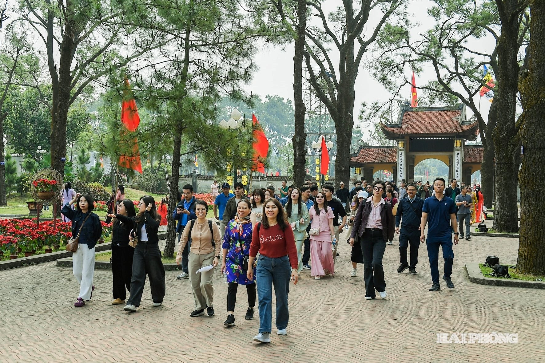 le-hoi-van-hoa.jpg