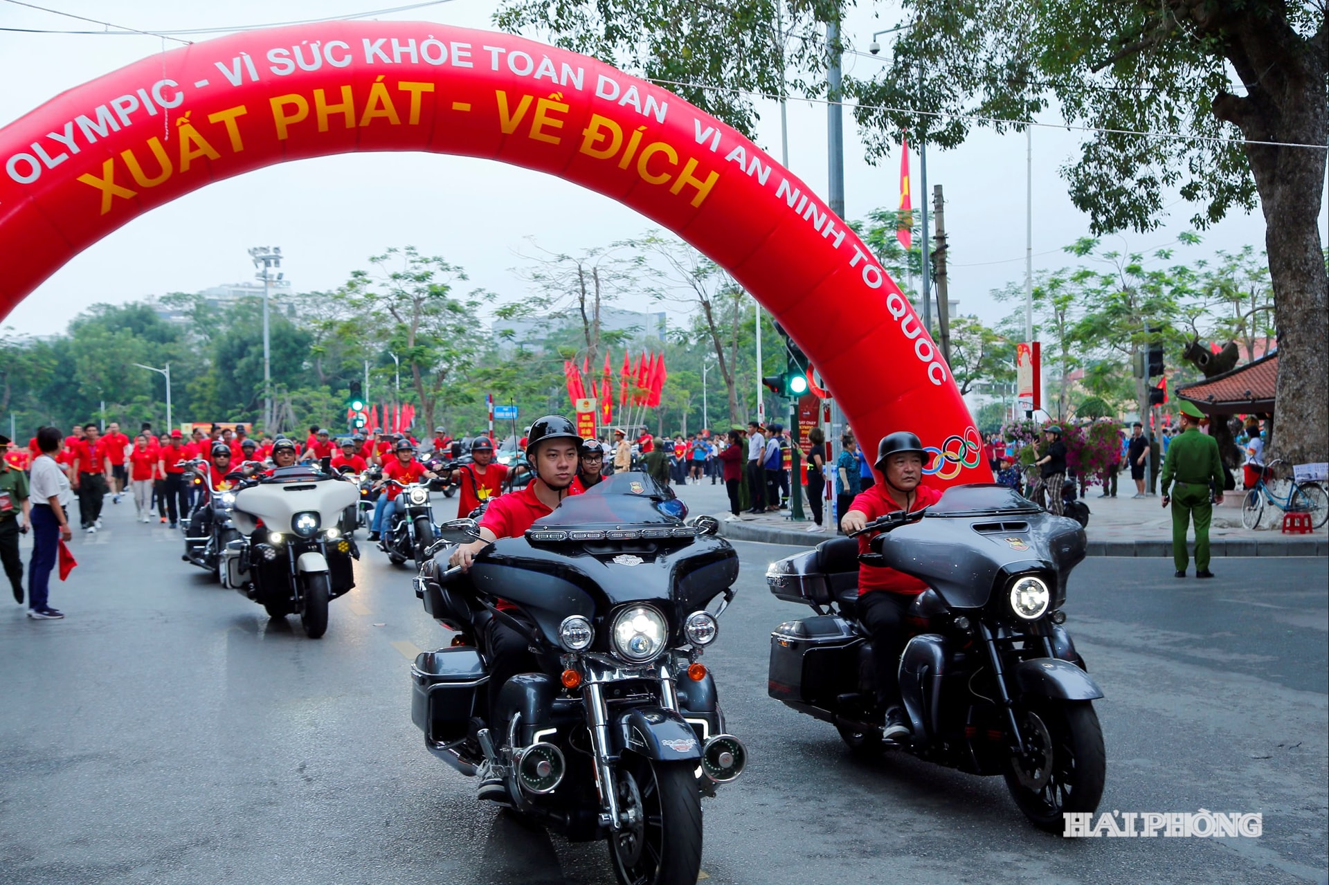 Đoàn xe mô tô thể thao 