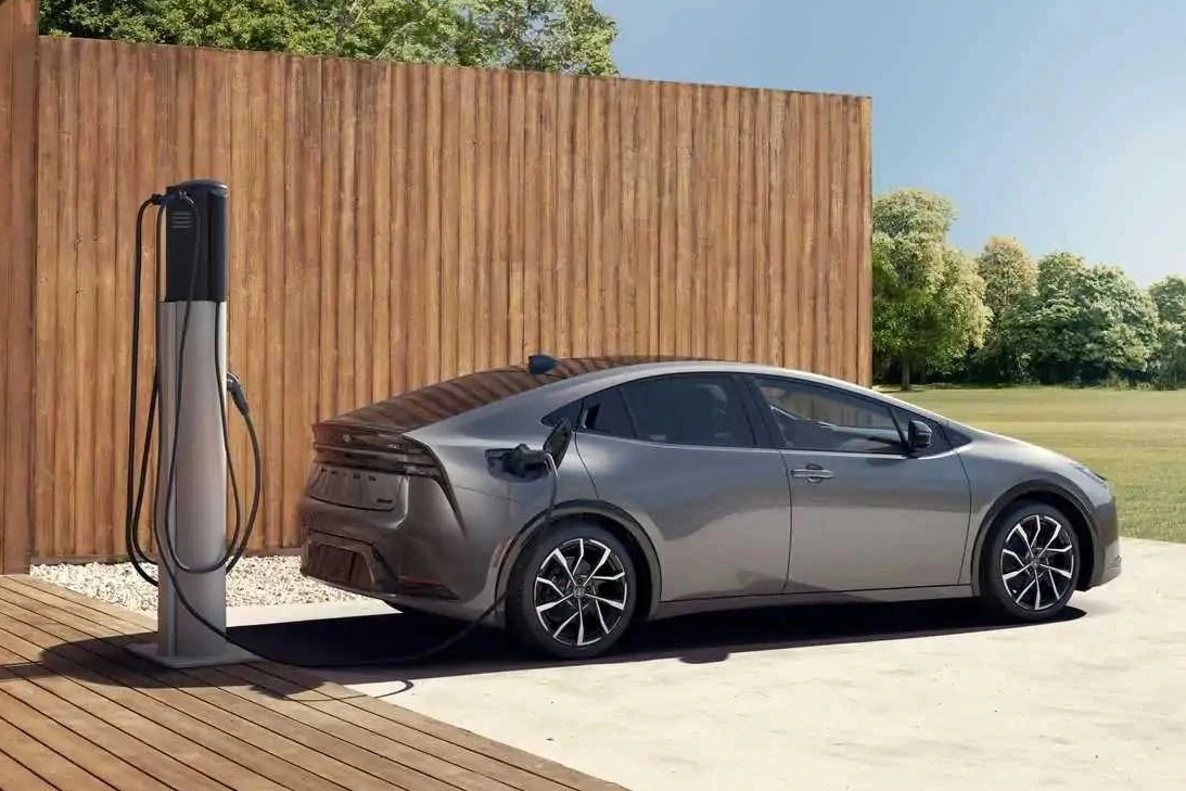 Xe hybrid PHEV tăng trưởng mạnh trên thế giới nhưng có