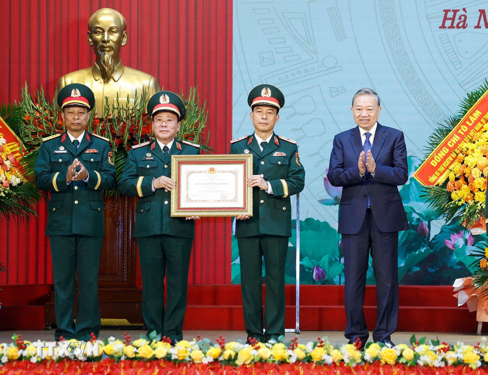 tong-bi-thu-du-le-ky-niem-80-nam-ngay-thanh-lap-binh-chung-cong-binh-1.jpg