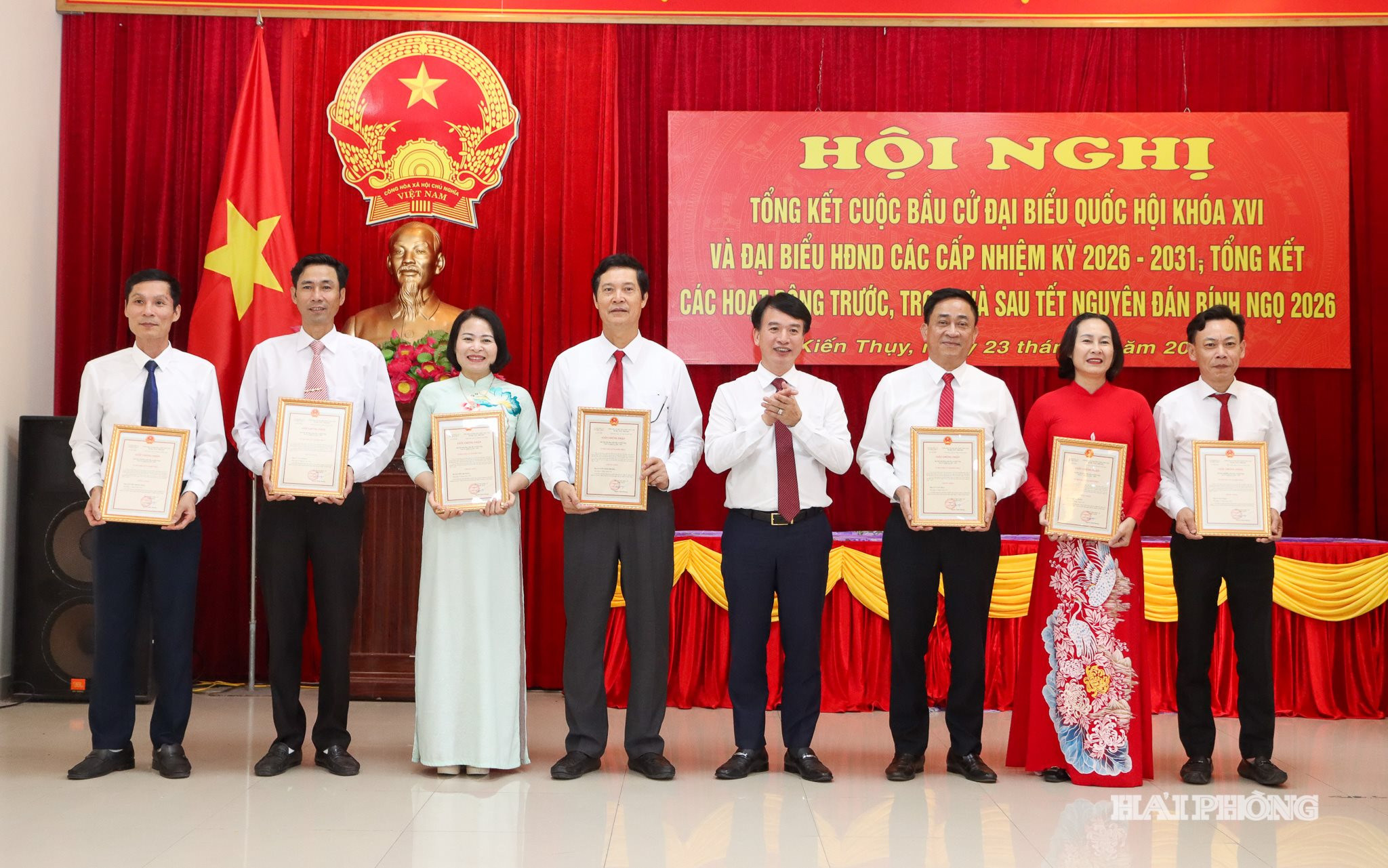 tk-bau-cu-kien-thuy-3.jpg