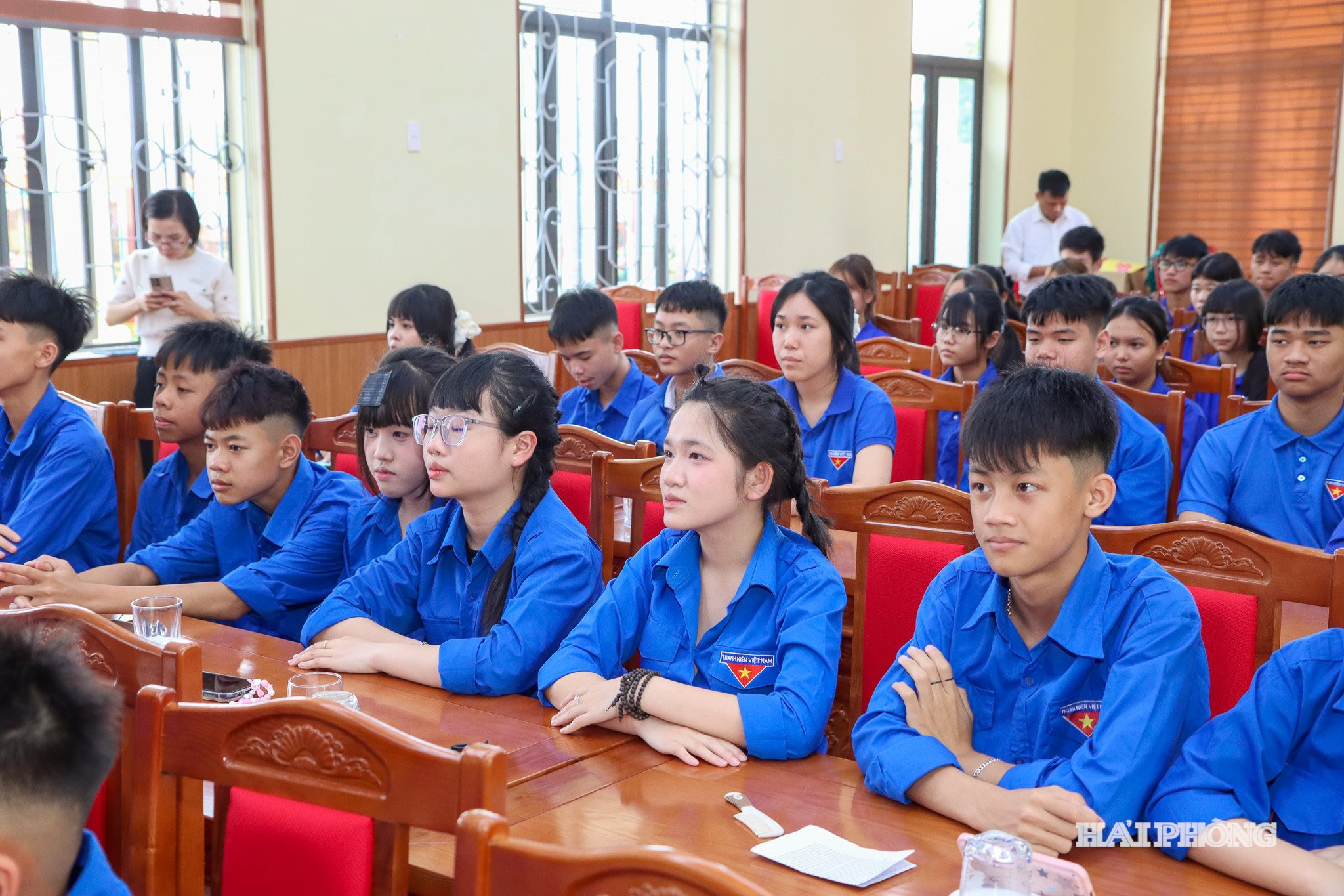 Đông đảo đoàn viên, thanh niên dự hội nghị đối thoại