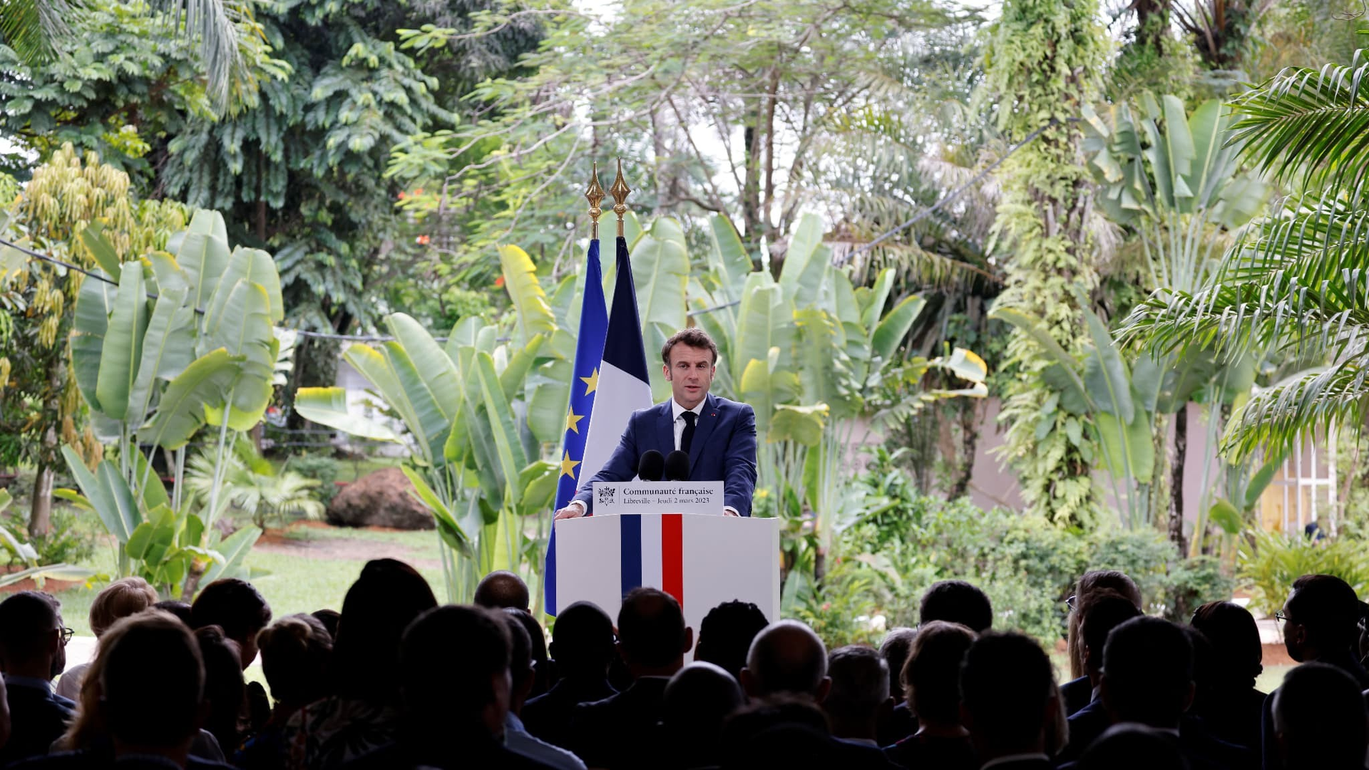 tong-thong-phap-o-gabon.png