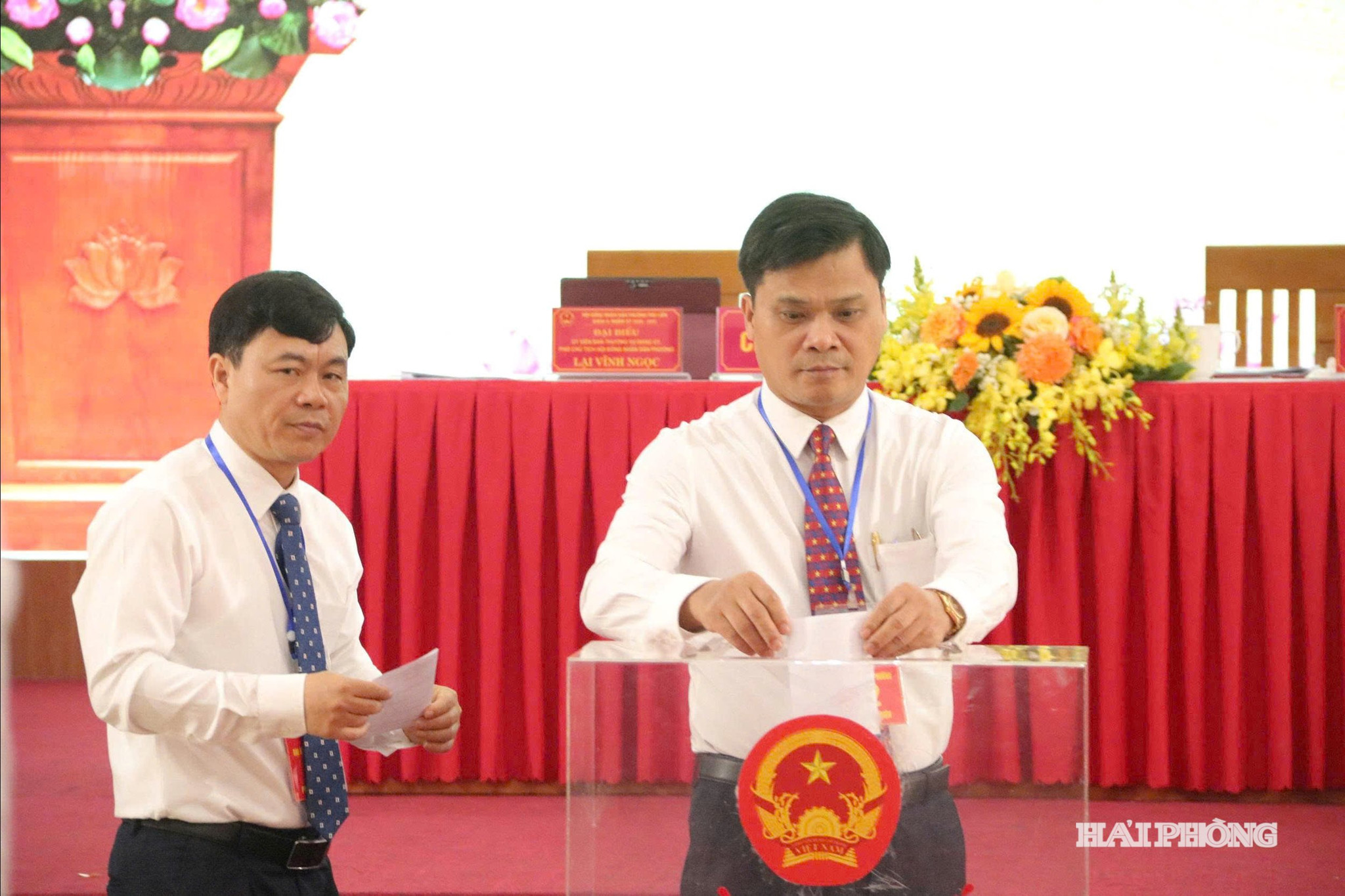 bỏ phiếu