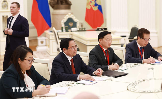 Thủ tướng Phạm Minh Chính hội kiến Tổng thống Nga Vladimir Putin. (Ảnh: Dương Giang/TTXVN) ttxvn-thu-tuong-pham-minh-chinh-hoi-kien-tong-thong-nga-vladimir-putin-6.jpg