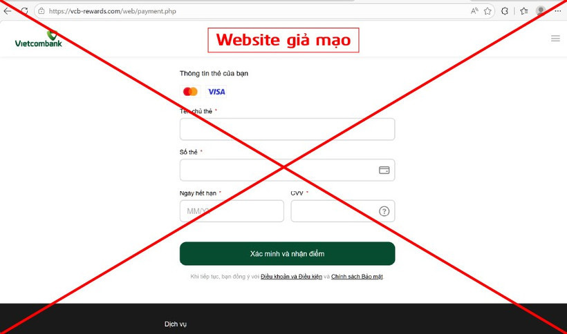 Vietcombank cảnh báo lừa đảo mạo danh tin nhắn SMS thông báo điểm thưởng. (Ảnh: Vietnam+)