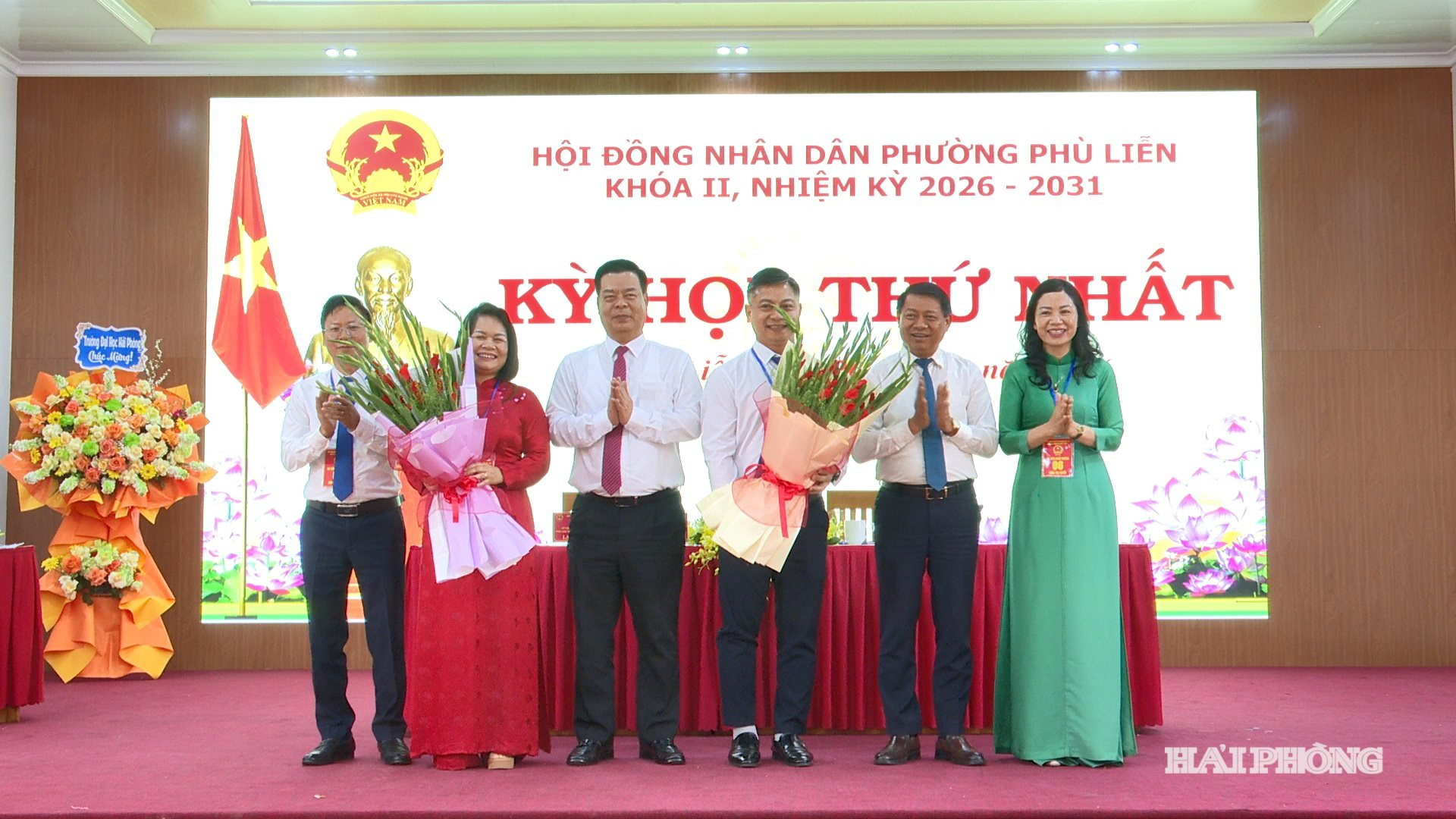 tặng hoa