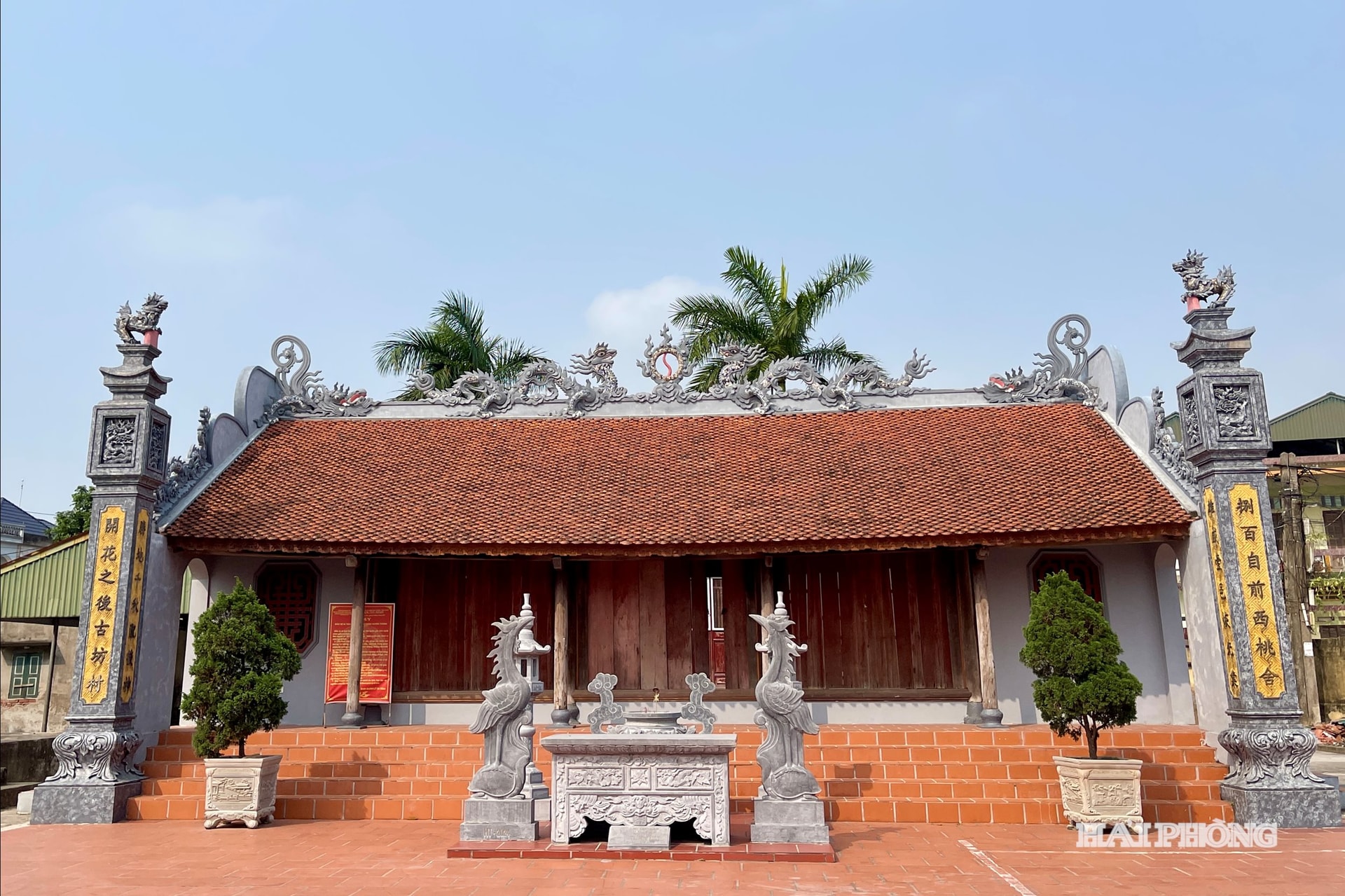 dang-huyen-thong.jpg