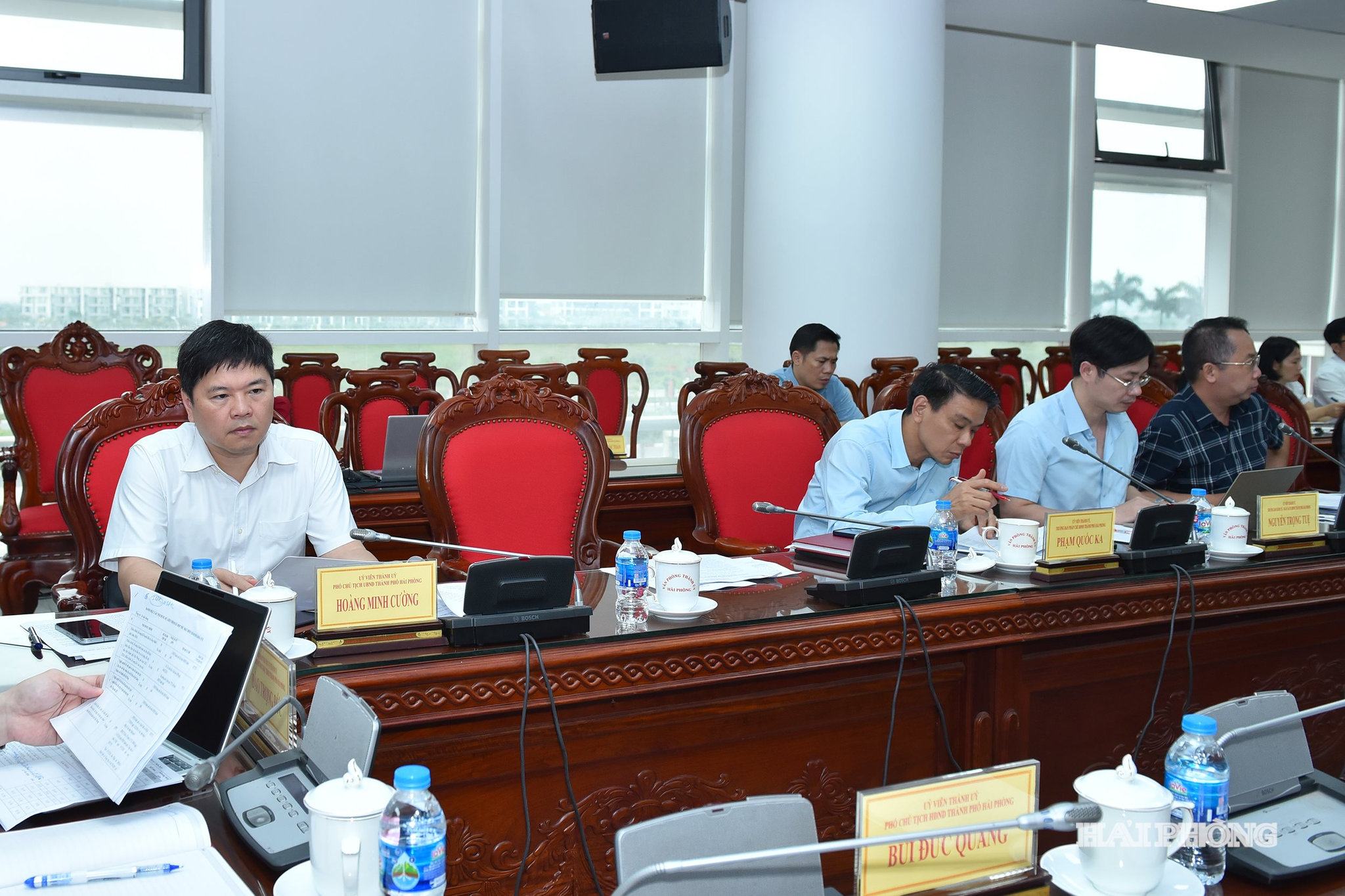 Các đại biểu dự hội nghị.