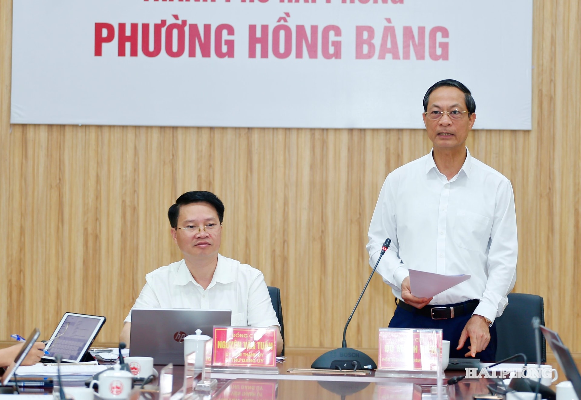 Đồng chí Đỗ Mạnh Hiến, Phó bí thư Thường trực Thành ủy phát biểu chỉ đạo tại hội nghị.