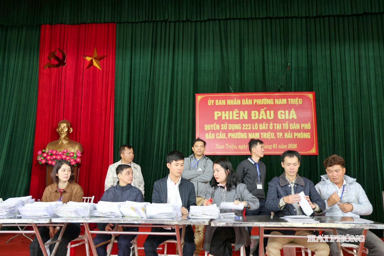 Đấu giá 2