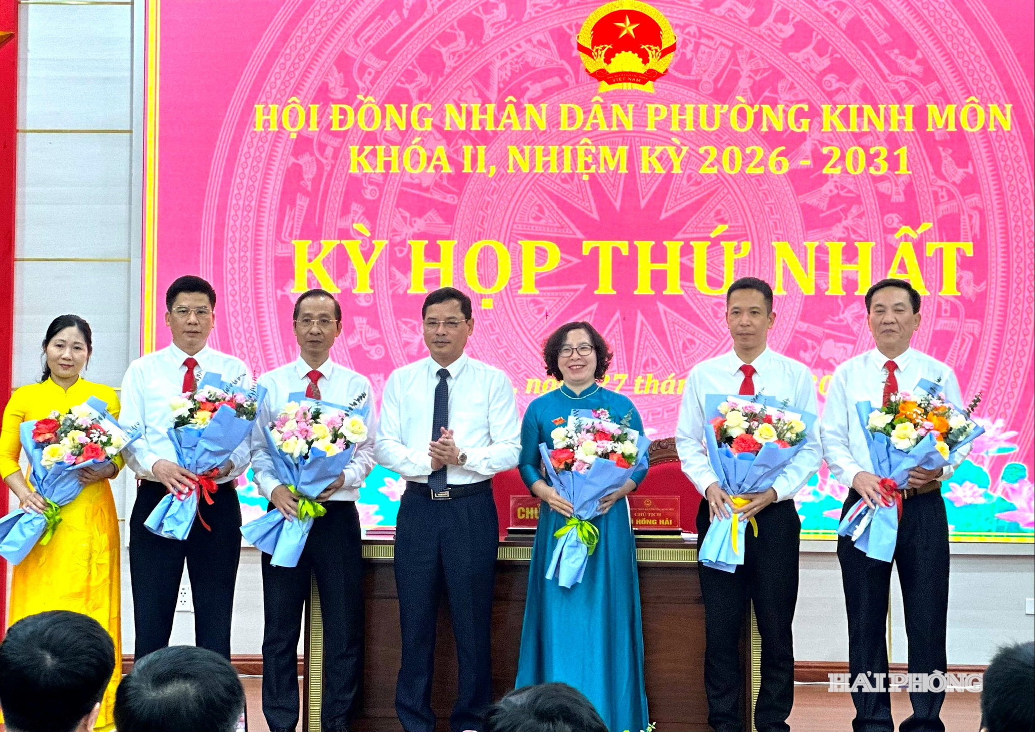 kinh-mon.jpg