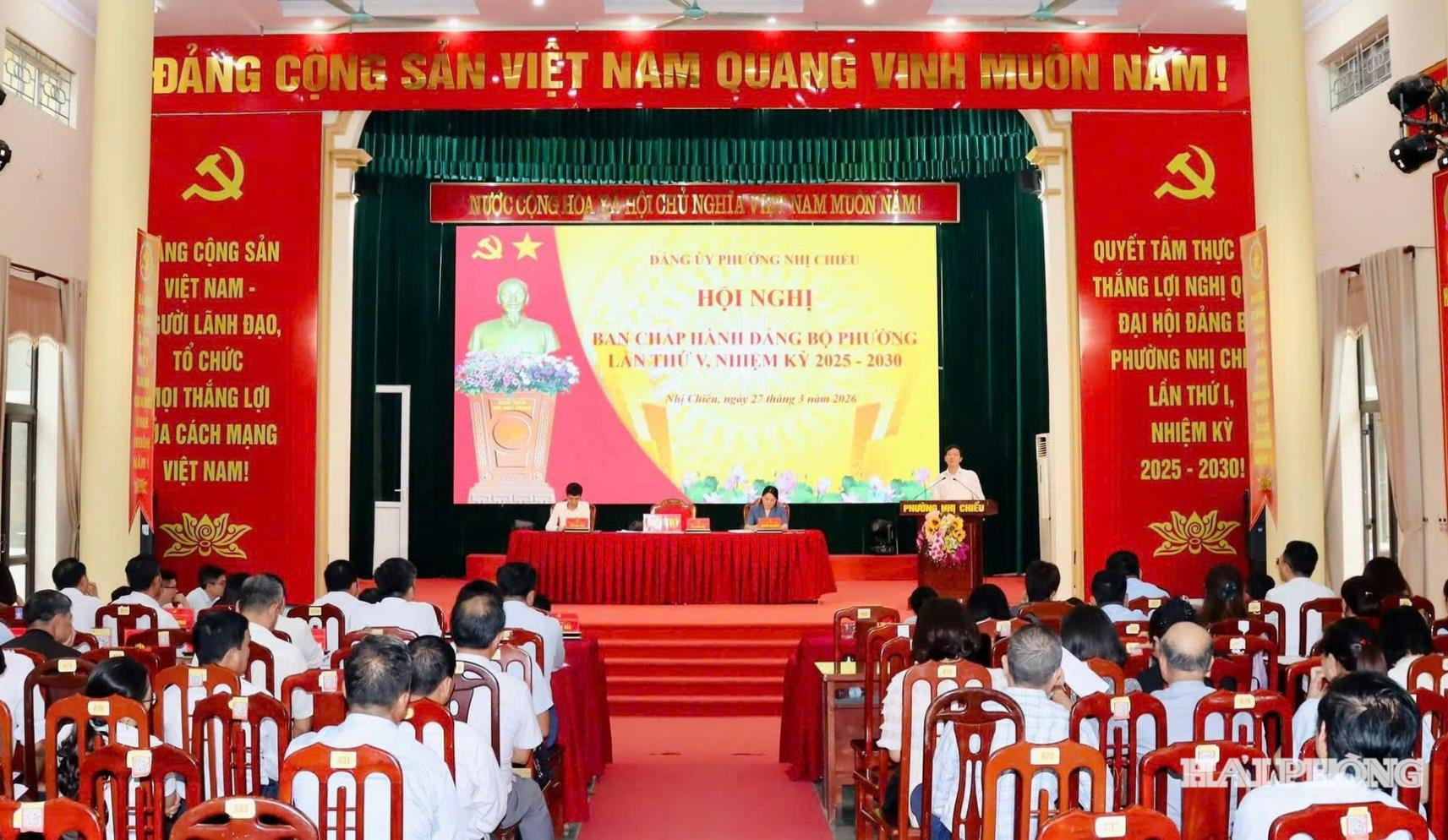 nhi-chieu3(1).jpg