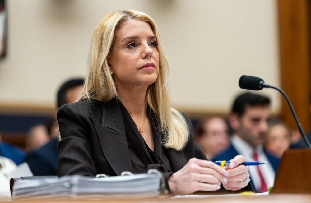 pam-bondi.jpg